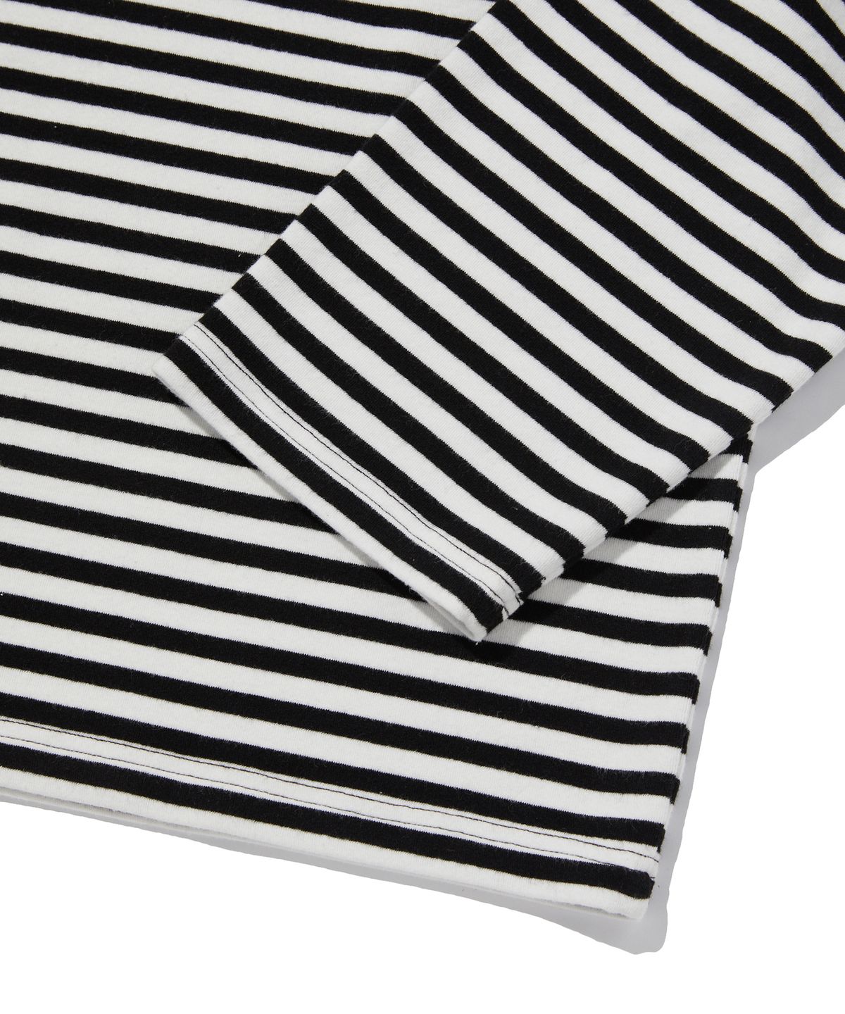 스웨이드(SUADE) BASIC BOLD STRIPE LONG SLEEVE [BLACK]
