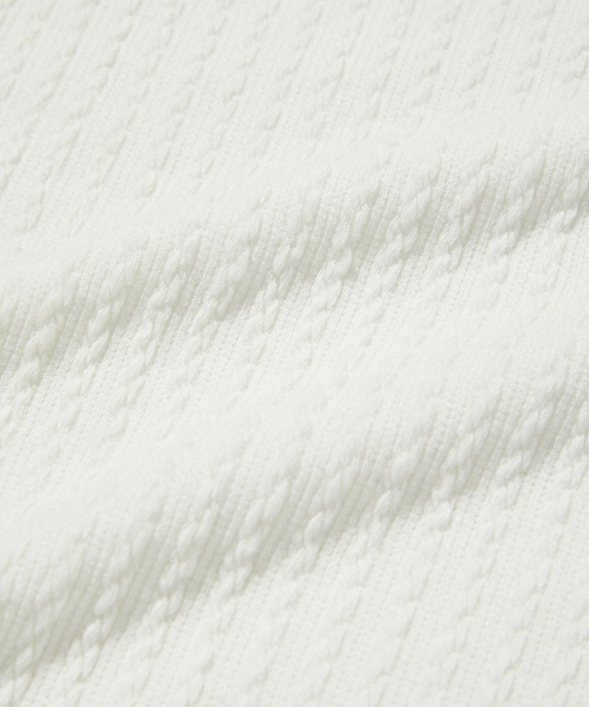 스웨이드(SUADE) CABLE HENLEY NECK [WHITE]