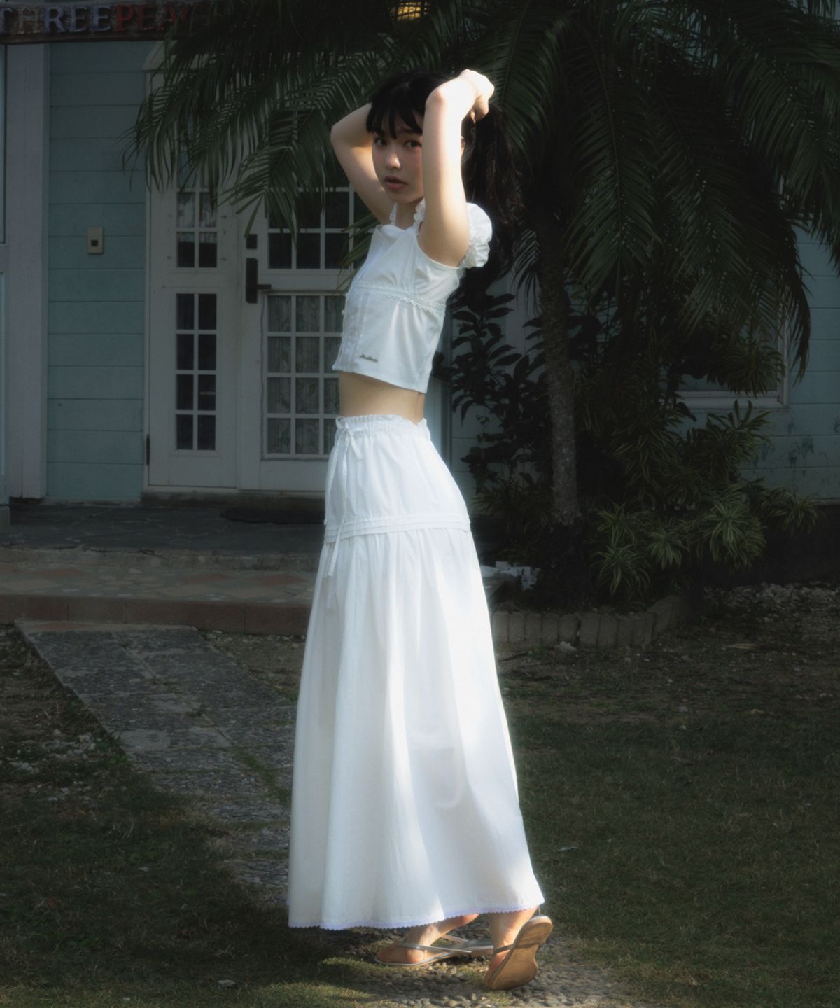 로제프란츠(ROSEFRANTZ) Lace Shirring Crop Blouse [Ivory]