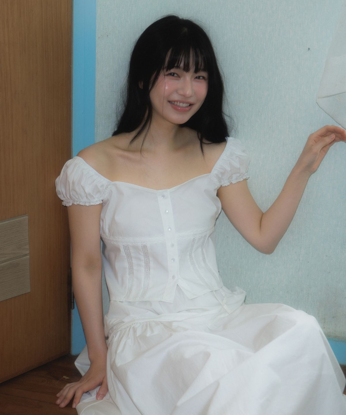 로제프란츠(ROSEFRANTZ) Lace Shirring Crop Blouse [Ivory]