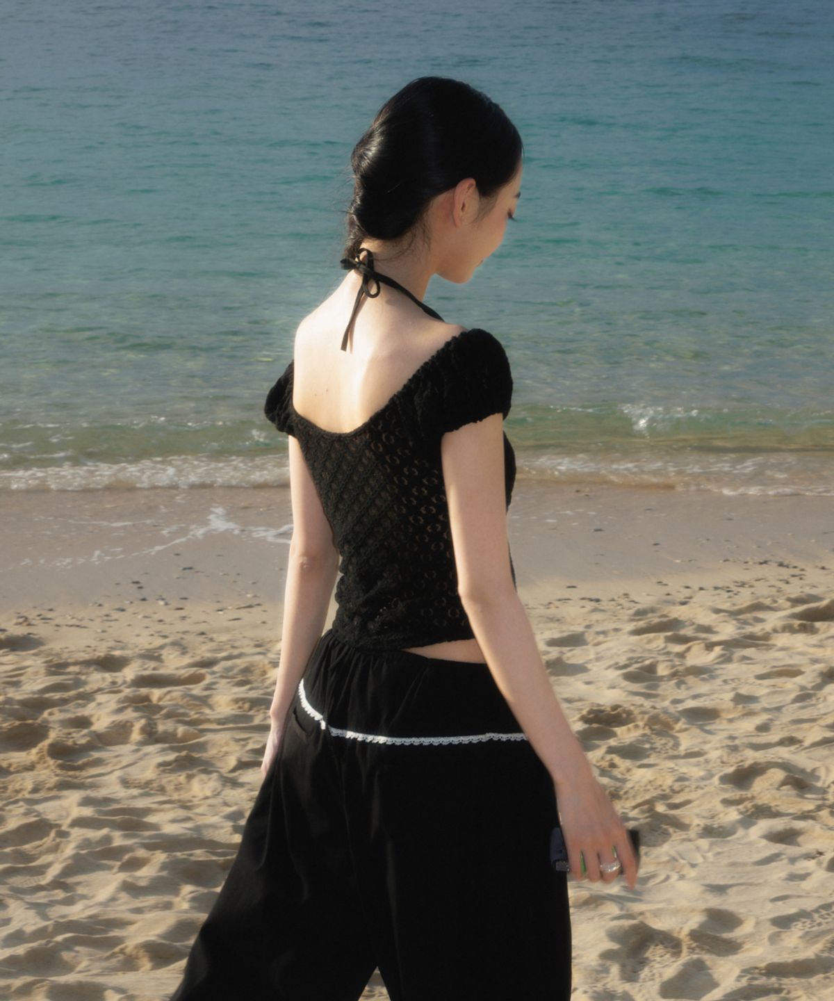 로제프란츠(ROSEFRANTZ) Lace Shirring Crop T-shirt [Black]