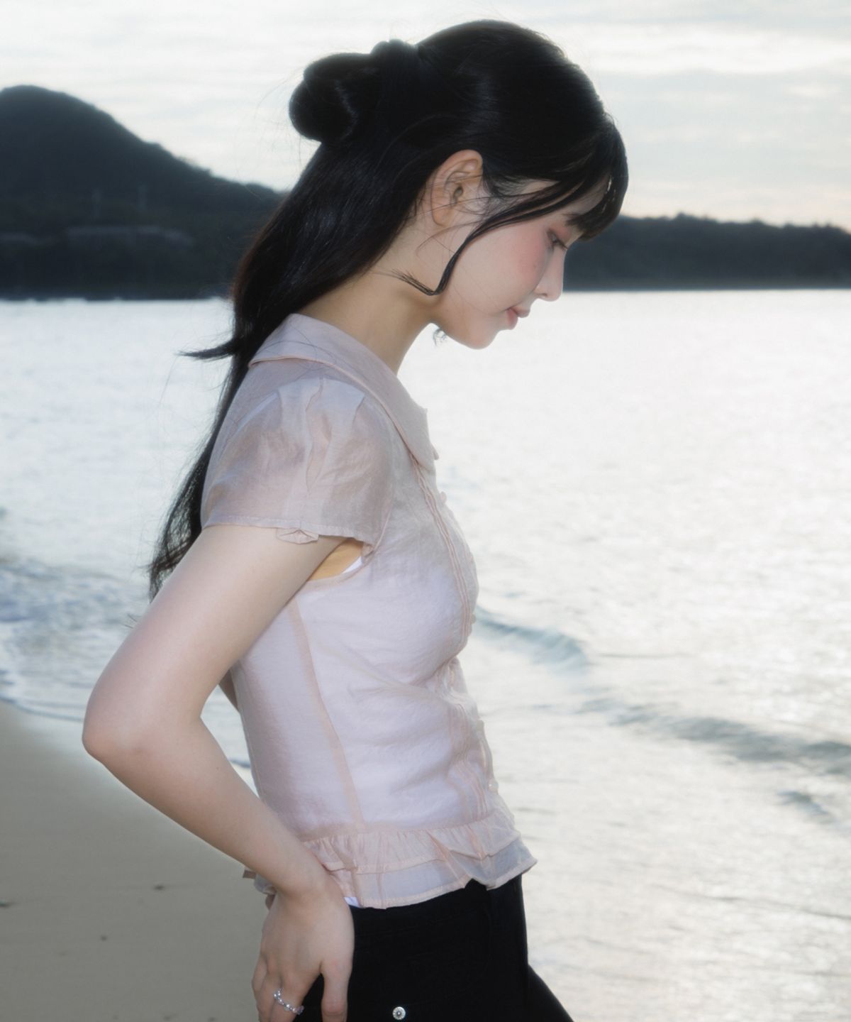 로제프란츠(ROSEFRANTZ) See-through Pleat Short Sleeved Blouse [Pink]