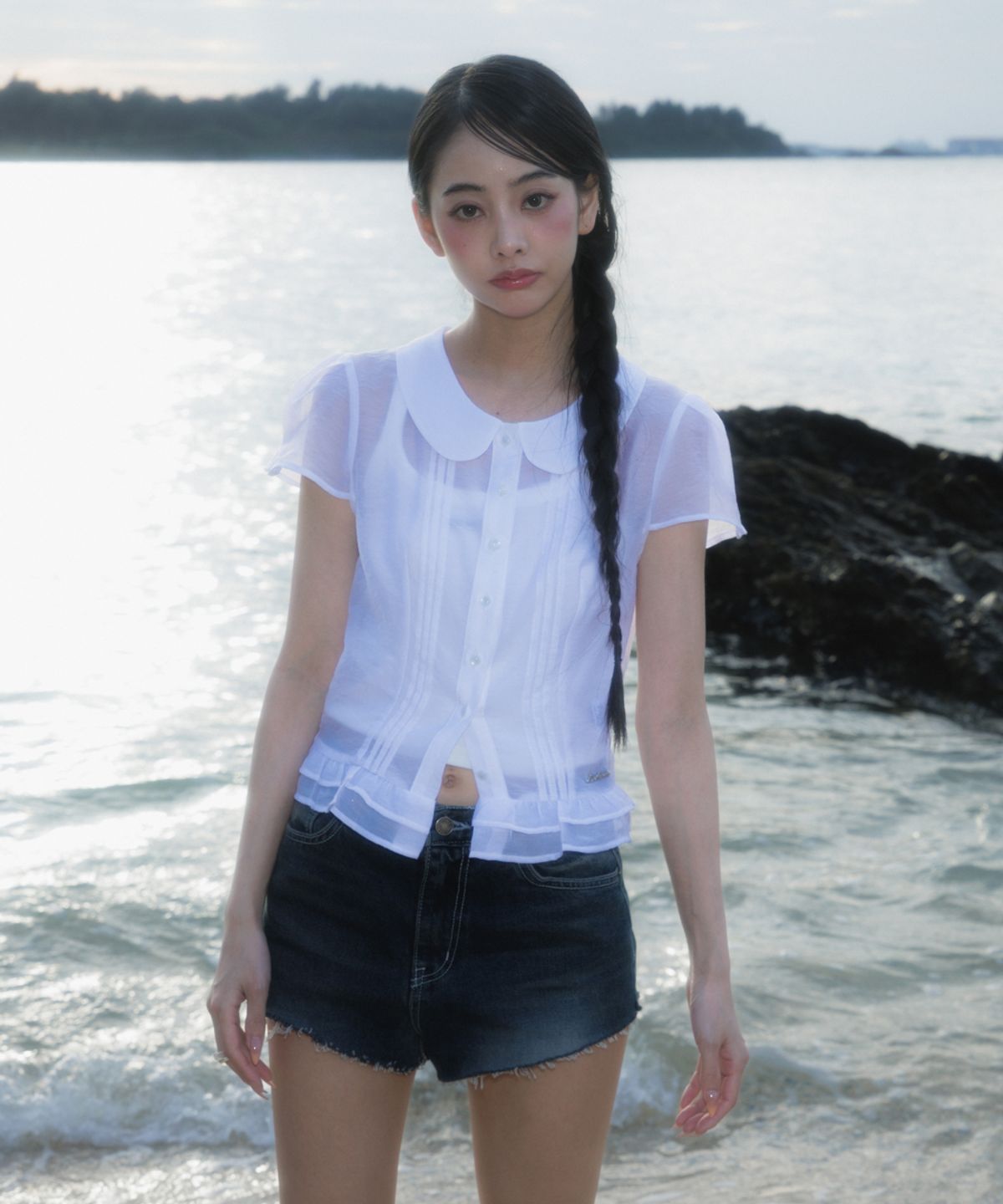 로제프란츠(ROSEFRANTZ) See-through Pleat Short Sleeved Blouse [Ivory]