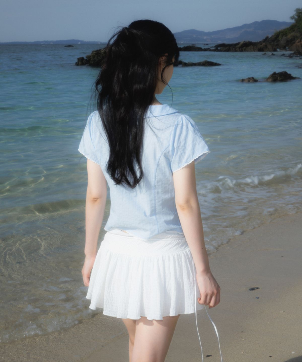 로제프란츠(ROSEFRANTZ) Round Collar Short Sleeve Blouse [Sky Blue]