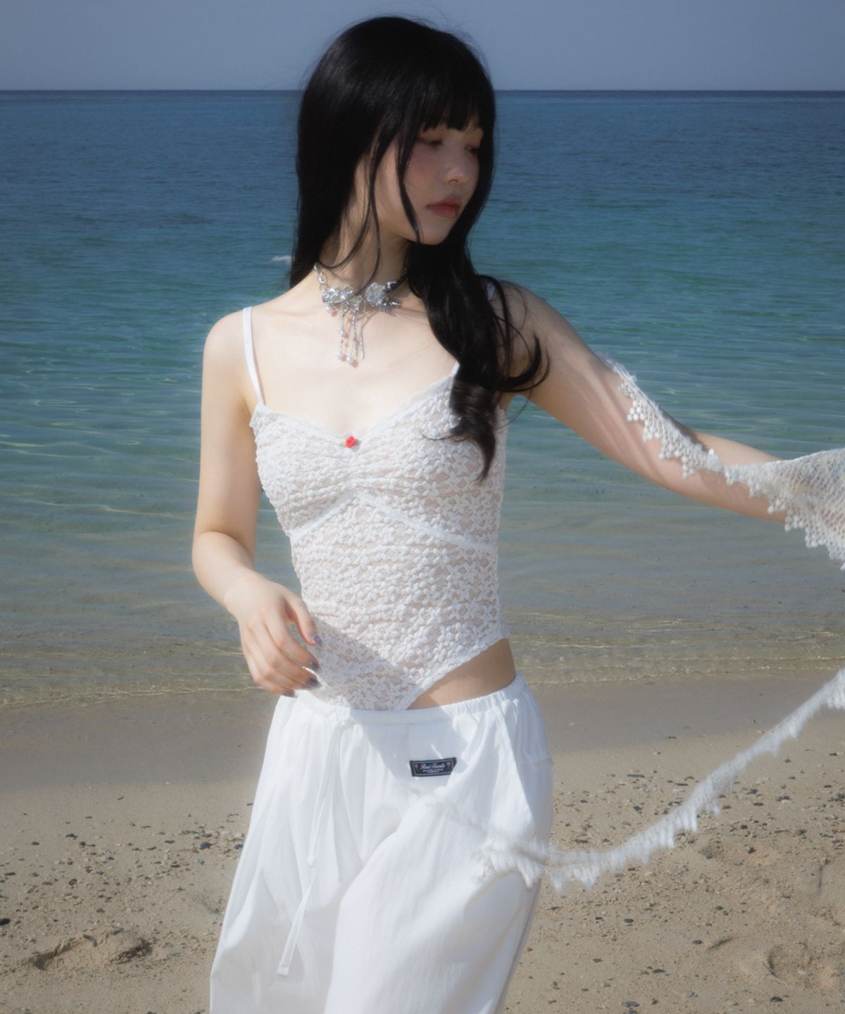 로제프란츠(ROSEFRANTZ) Back Lace Nylon Wide Pants [White]