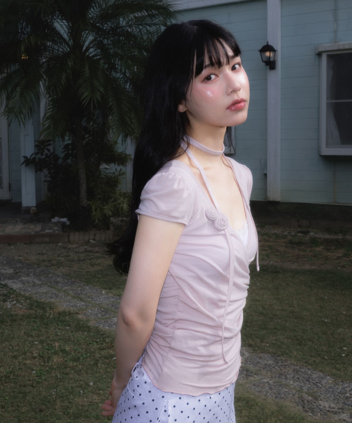 로제프란츠(ROSEFRANTZ) Corsage Shirring Tie T-shirt [Pink]