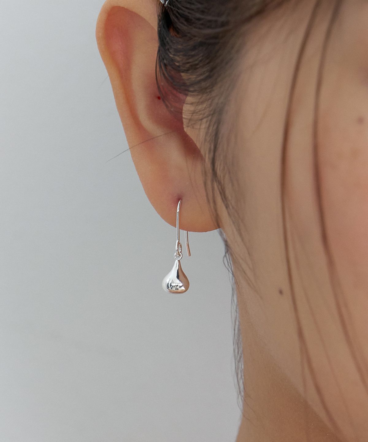 바이위켄드(BYWEEKEND) Bulb earring