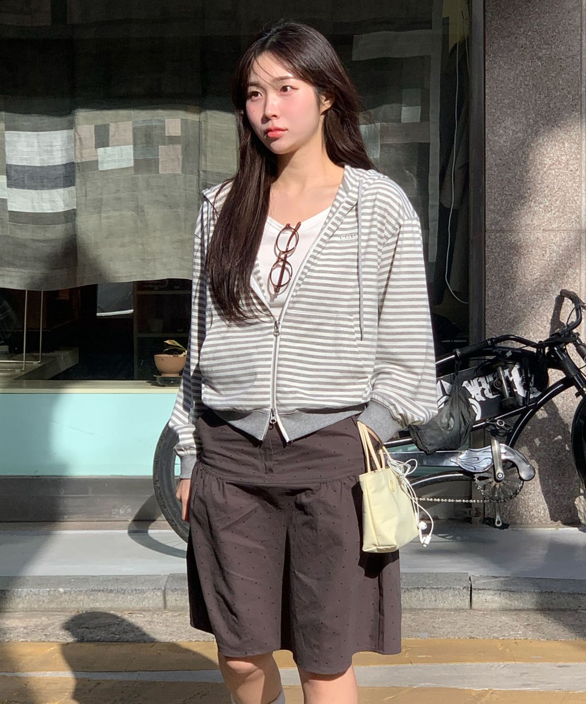 코드그라피(CGP) (우먼) 도트 미디 스커트-차콜