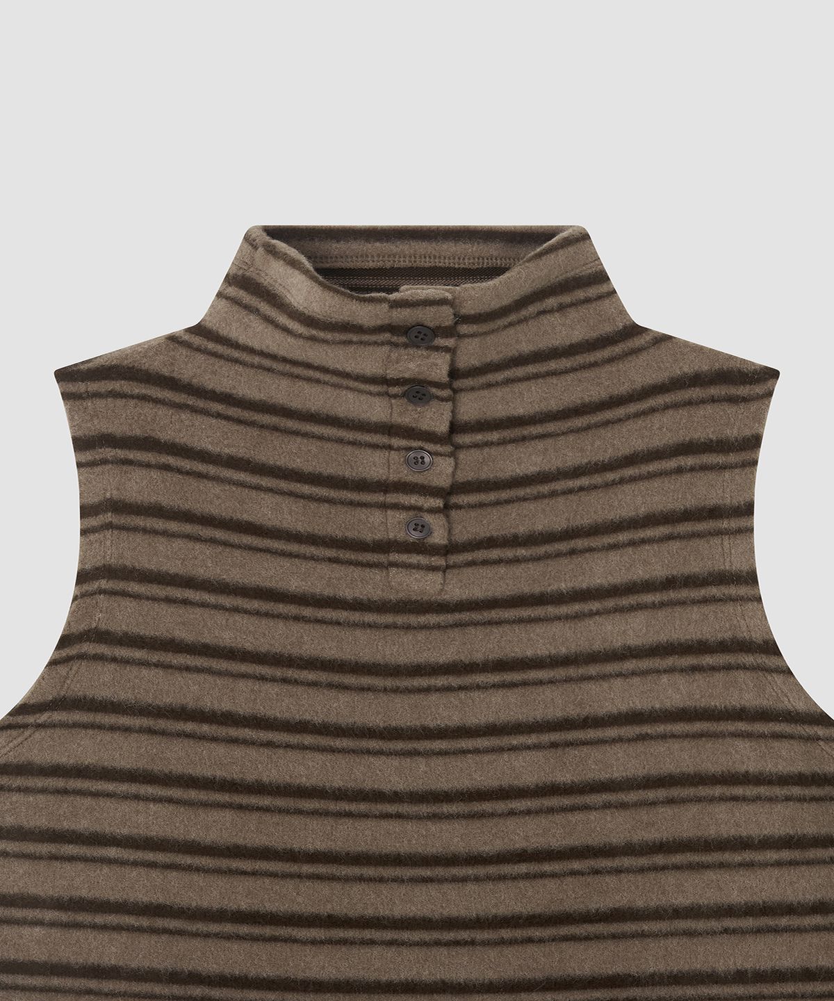 더 릴(THE LILLE) Winter Turtle Sleeveless T_Stripe brown
