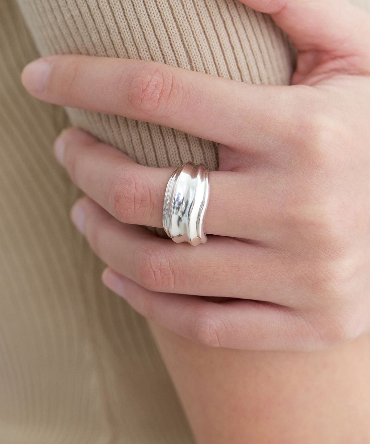 바이위켄드(BYWEEKEND) Bold stem ring