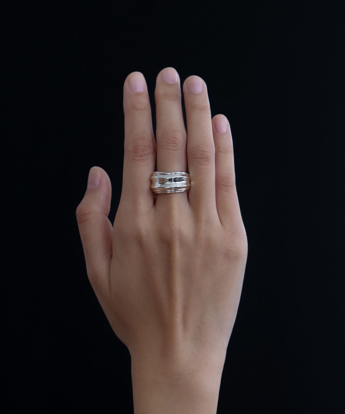바이위켄드(BYWEEKEND) Bold stem ring