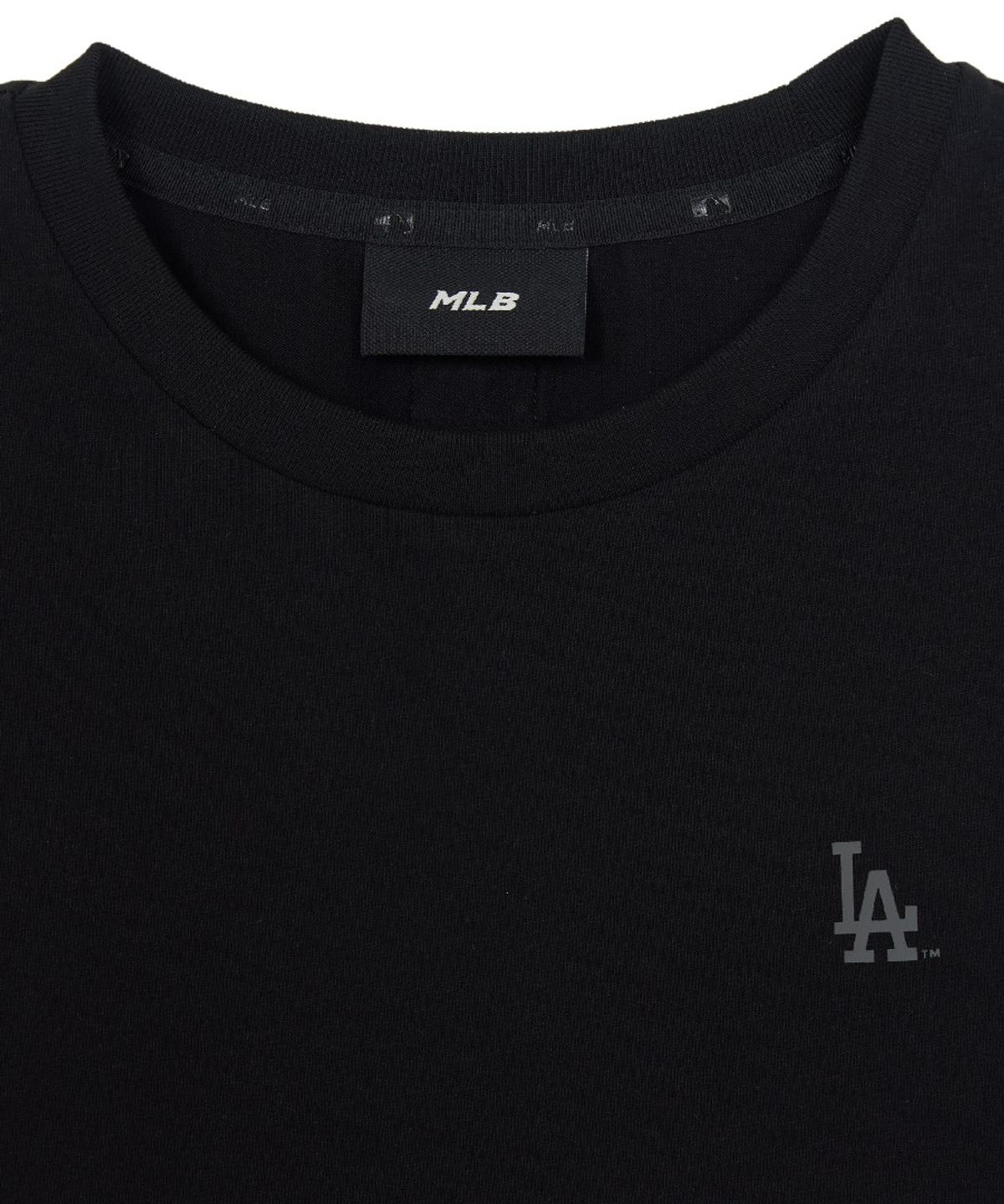엠엘비(MLB) 여성 베이직 스몰로고 슬림 크롭핏 반팔 티셔츠 LA (Black)