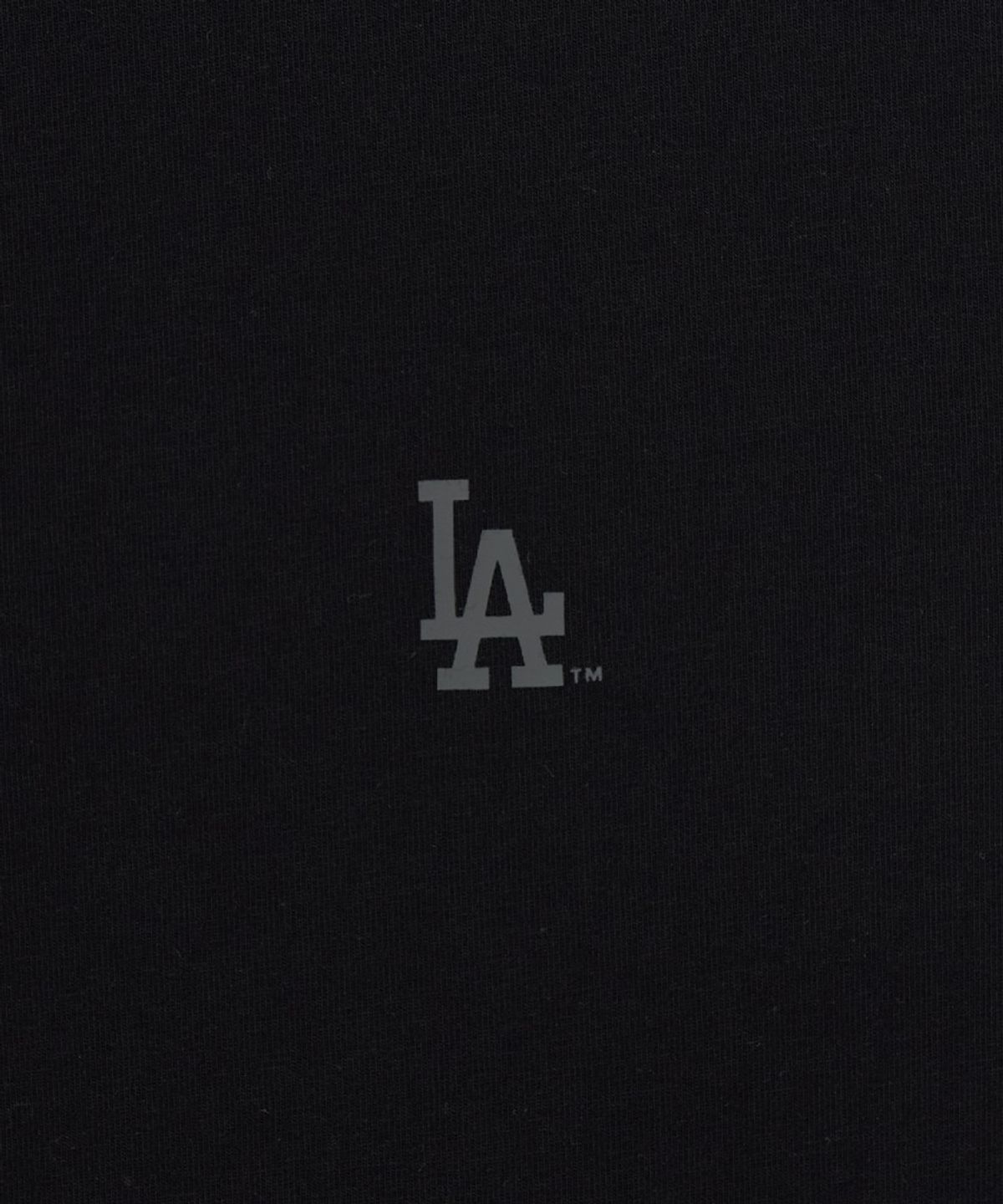 엠엘비(MLB) 여성 베이직 스몰로고 슬림 크롭핏 반팔 티셔츠 LA (Black)