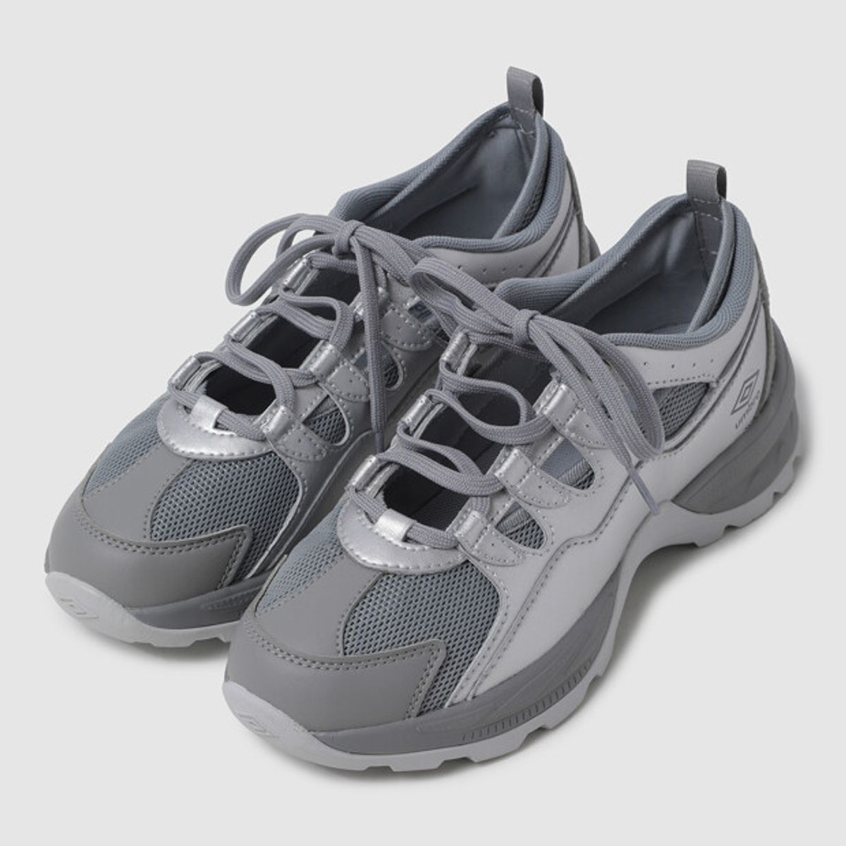 엄브로(UMBRO) URBAN TRAIL MARYJANE (어반 트레일 메리제인) 실버 UR122CTP26