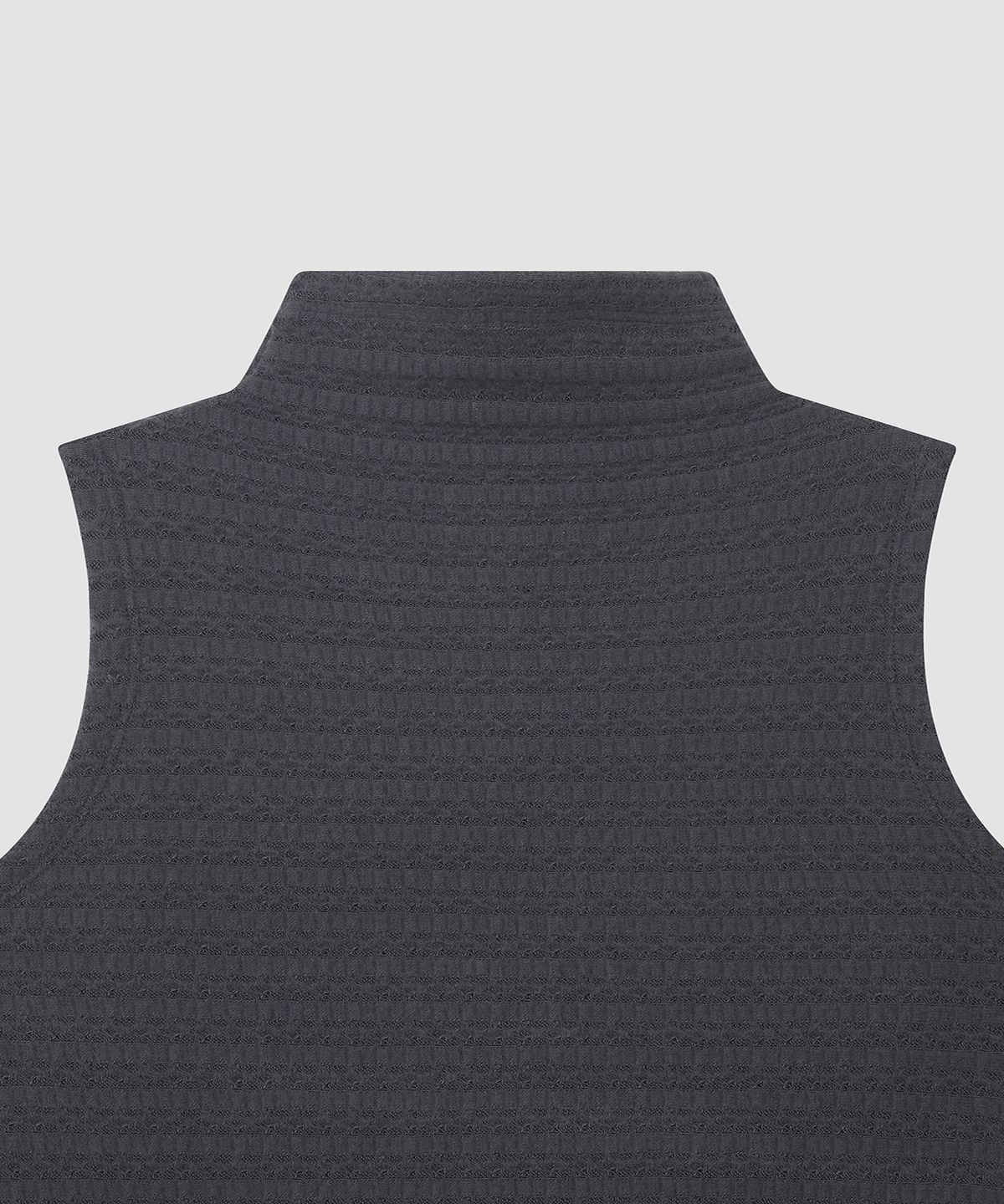 더 릴(THE LILLE) Winter Turtle Sleeveless T_Charcoal