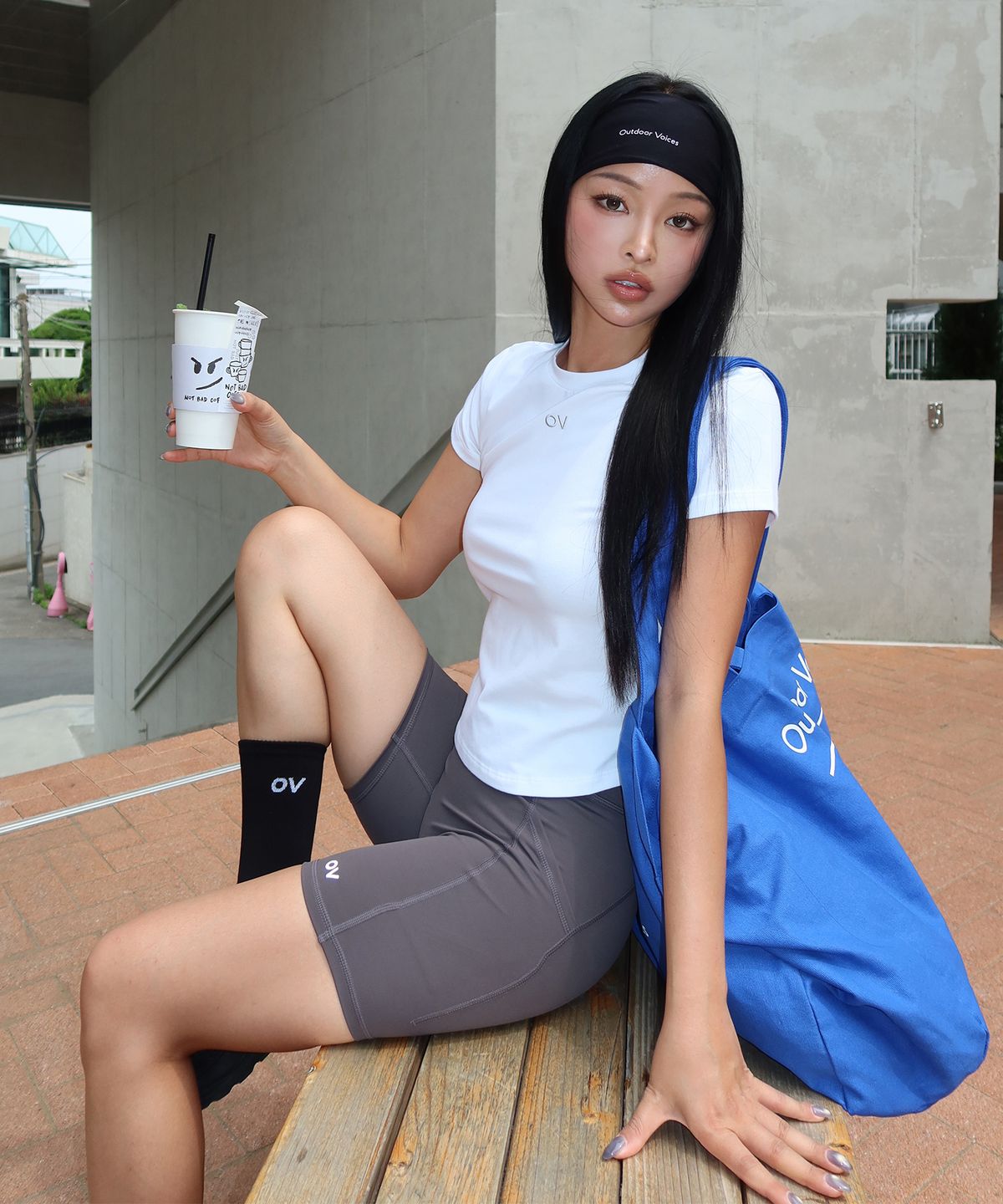 아웃도어 보이스(OUTDOOR VOICES) (W)OV CENTRAL LOGO BABY TEE (BLACK)