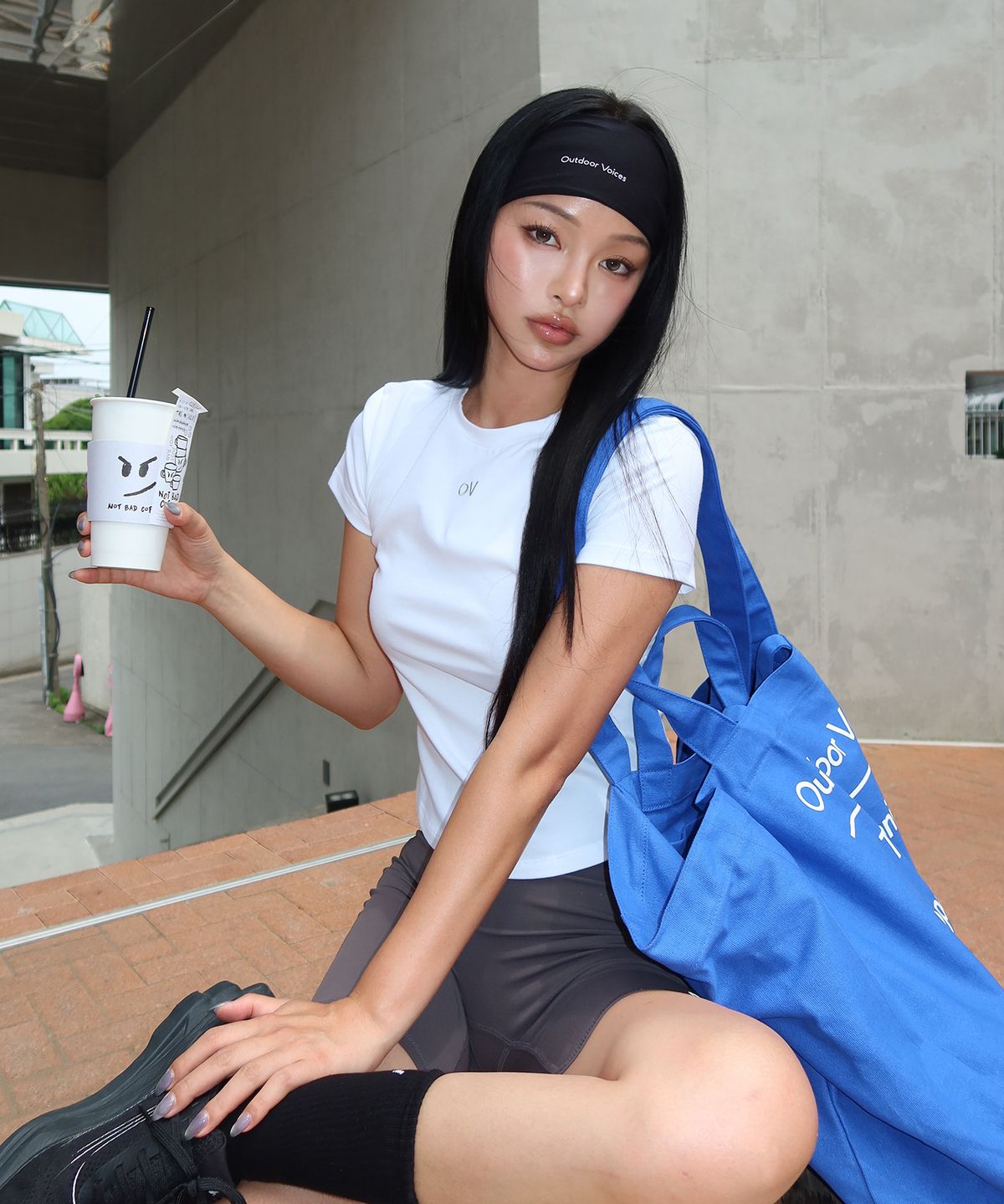 아웃도어 보이스(OUTDOOR VOICES) (W)OV CENTRAL LOGO BABY TEE (BLACK)