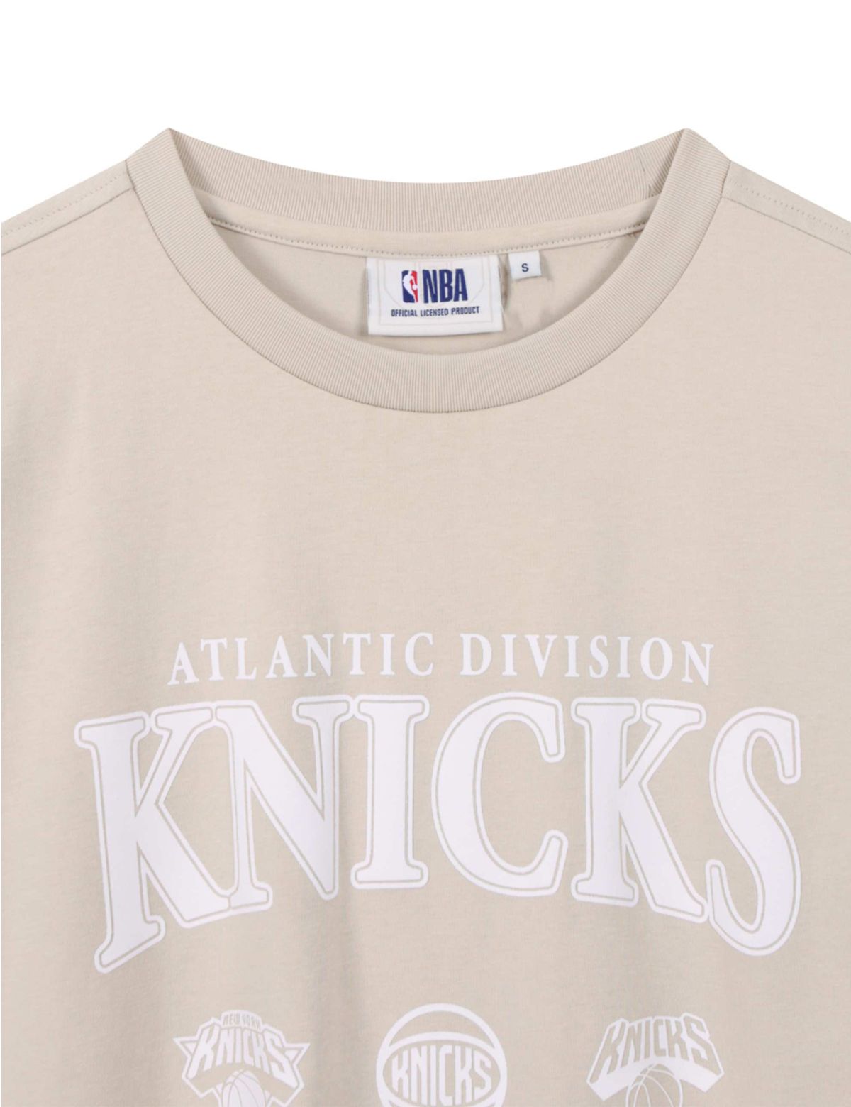 엔비에이(NBA) 팀 어센틱 로고 반팔 티셔츠 베이지