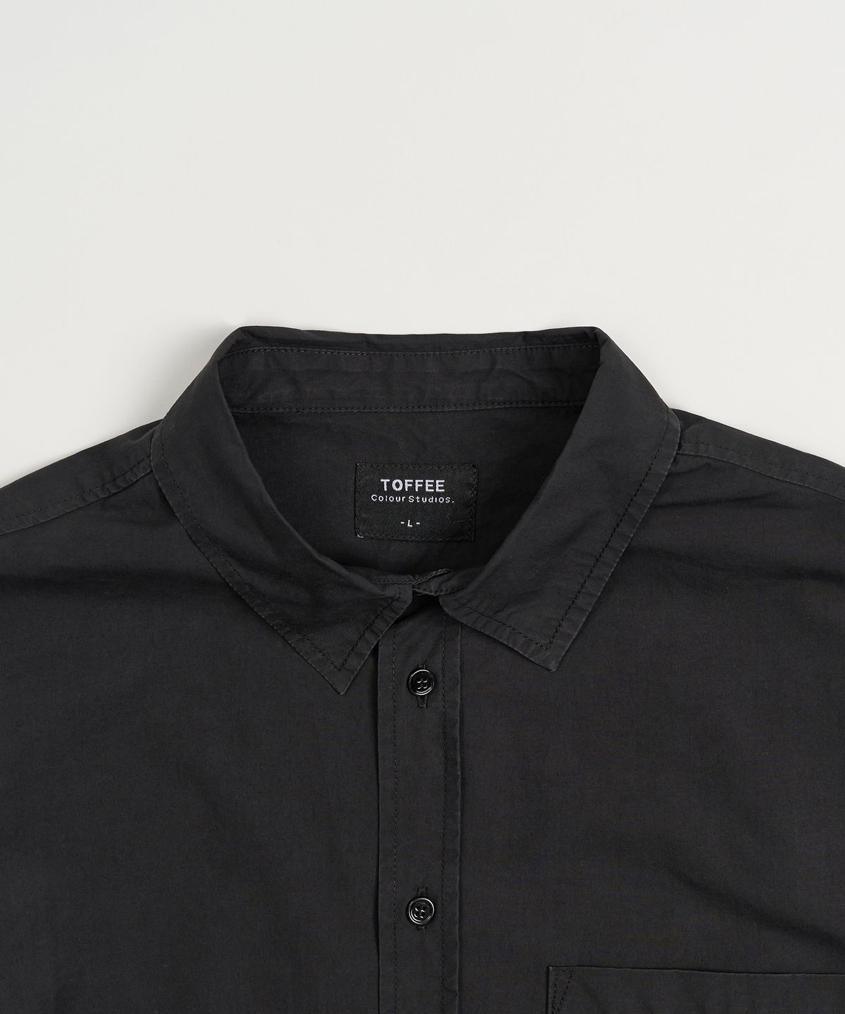 토피(TOFFEE) 포켓 코튼 하프 셔츠 (WASHED BLACK)