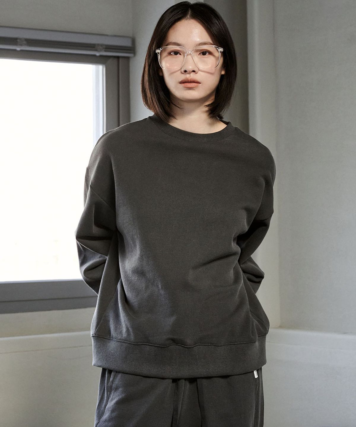 마롭(MALOUPE) 5309 피그먼트 스웻티셔츠 (다크그레이)