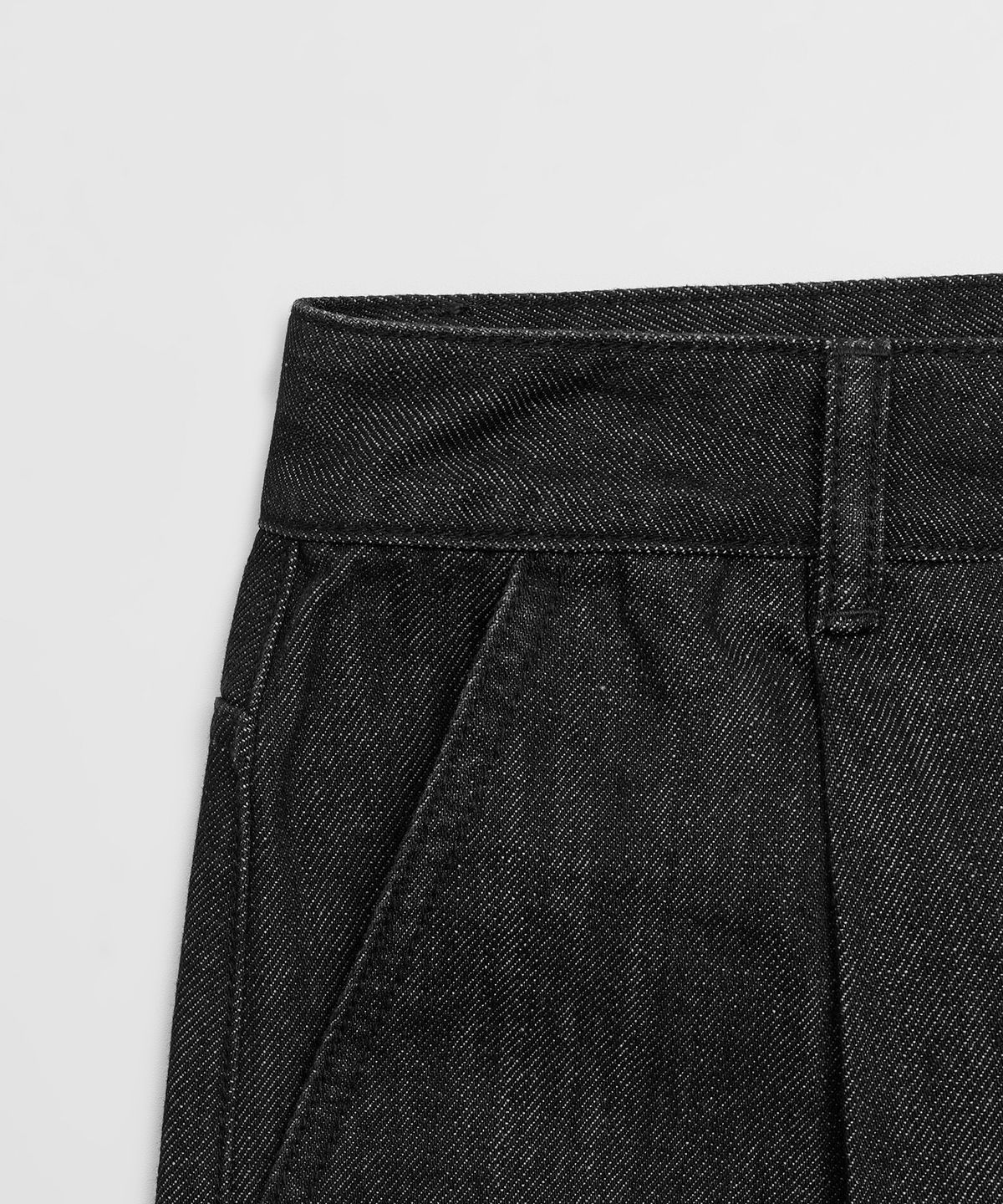 토피(TOFFEE) 원턱 로우 버뮤다 팬츠 (BLACK)