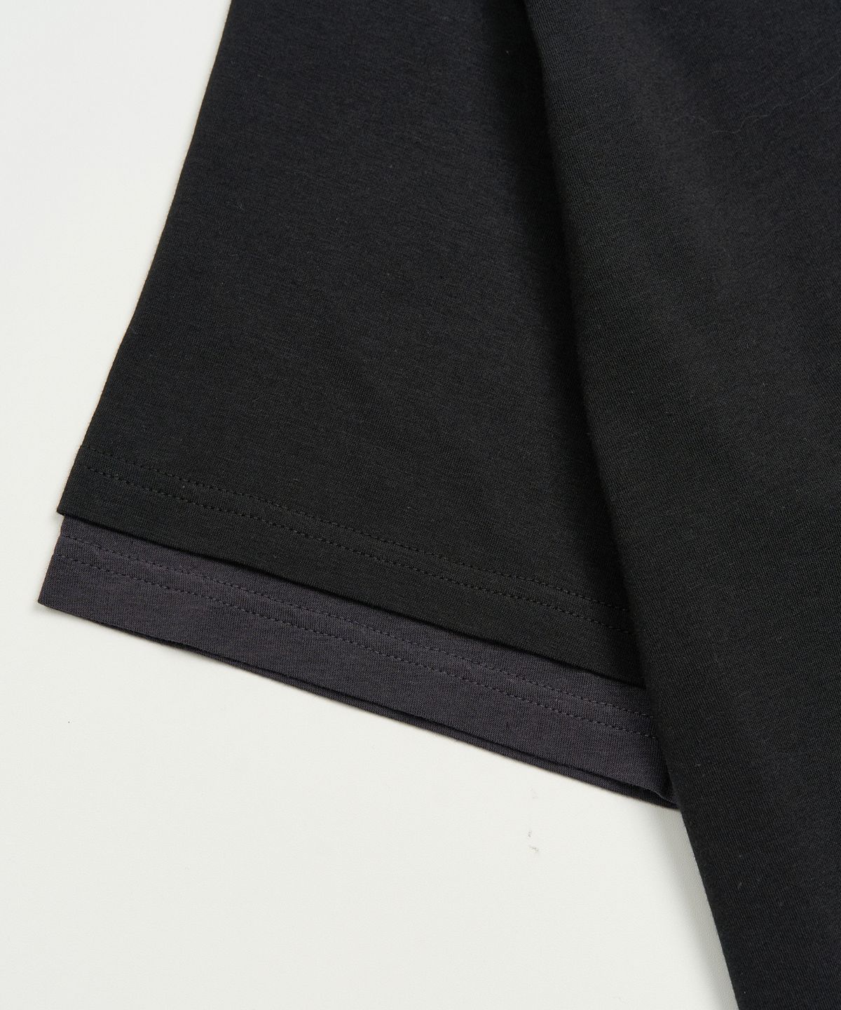 토피(TOFFEE) 투톤 레이어드 티셔츠 (BLACK)