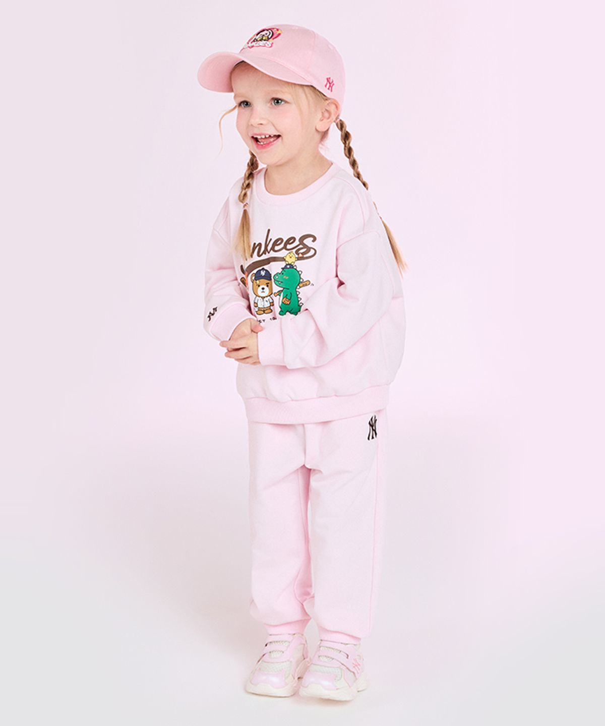 엠엘비 키즈(MLB KIDS) 메가베어 프렌즈 아트웍 맨투맨 세트 NY (L.Pink)