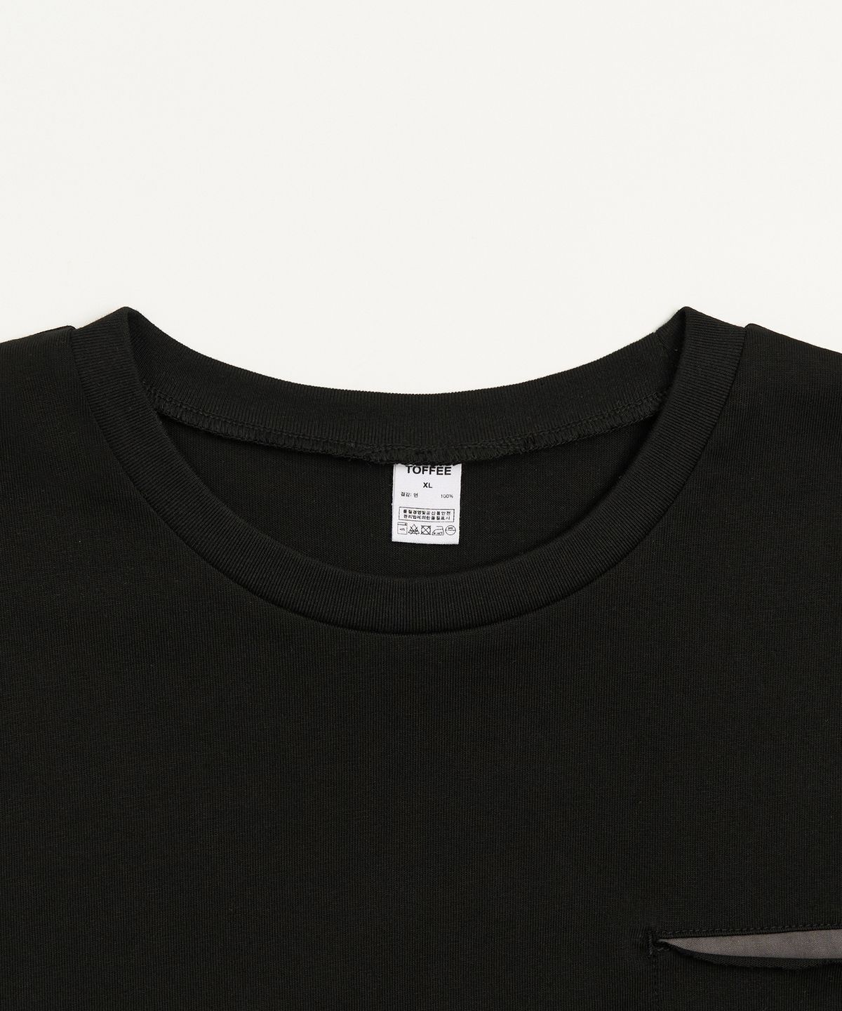 토피(TOFFEE) 레이어드 포켓 크롭 티 (BLACK)