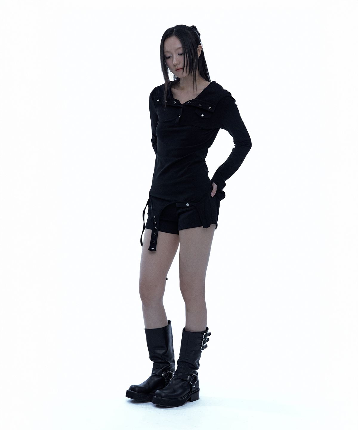 러프넥(ROUGHNECK) 가터 후디드 헨리 탑 블랙