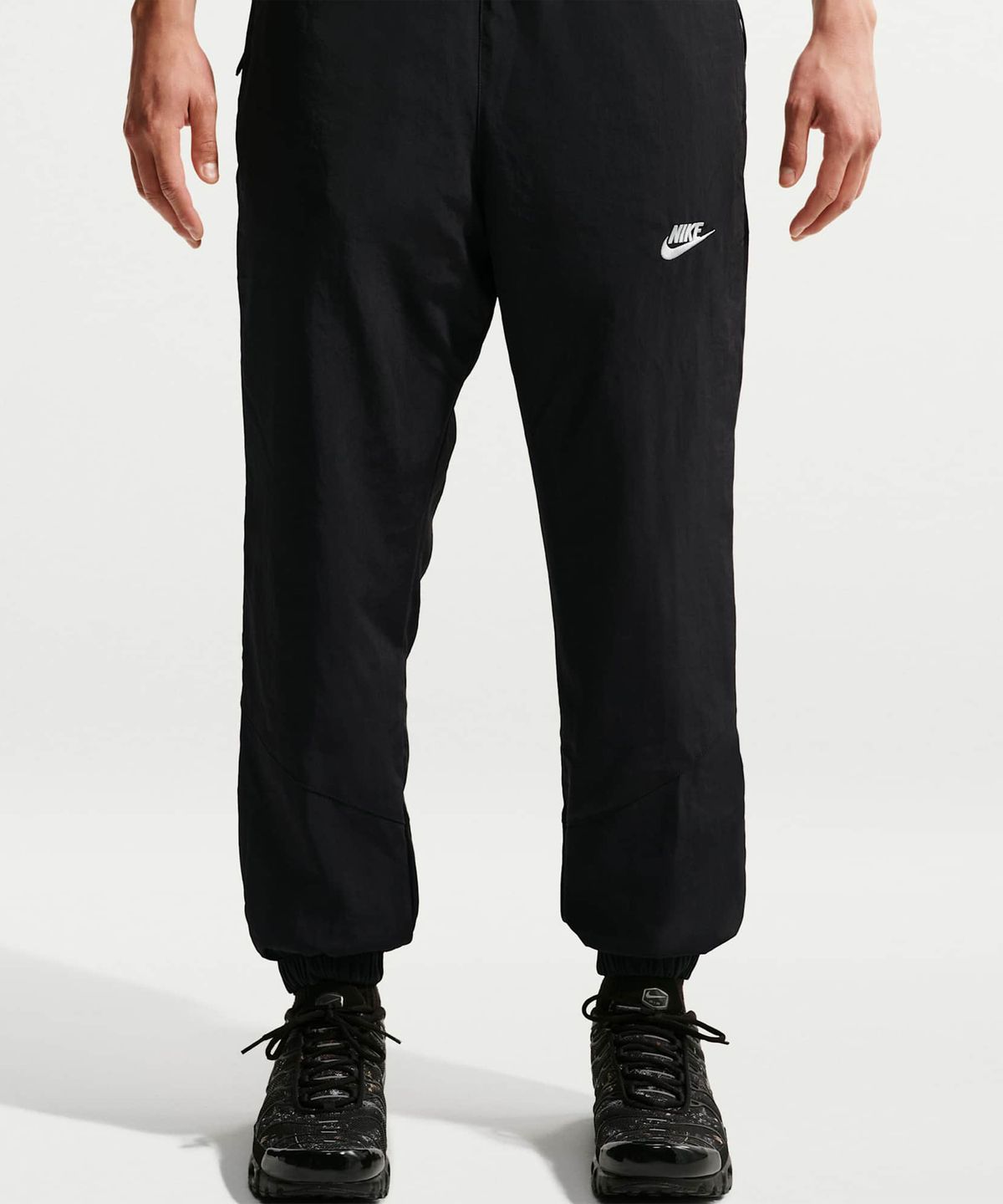 나이키(NIKE) 윈터라이즈드 우븐 팬츠 M - 오프 누아르:서밋 화이트 / IQ3763-045