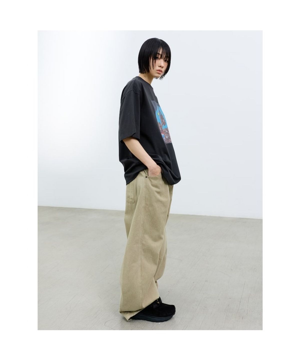 샌드 사운드(SAND SOUND) (UNISEX) 무릎 다트 베럴 레그 팬츠  아이보리