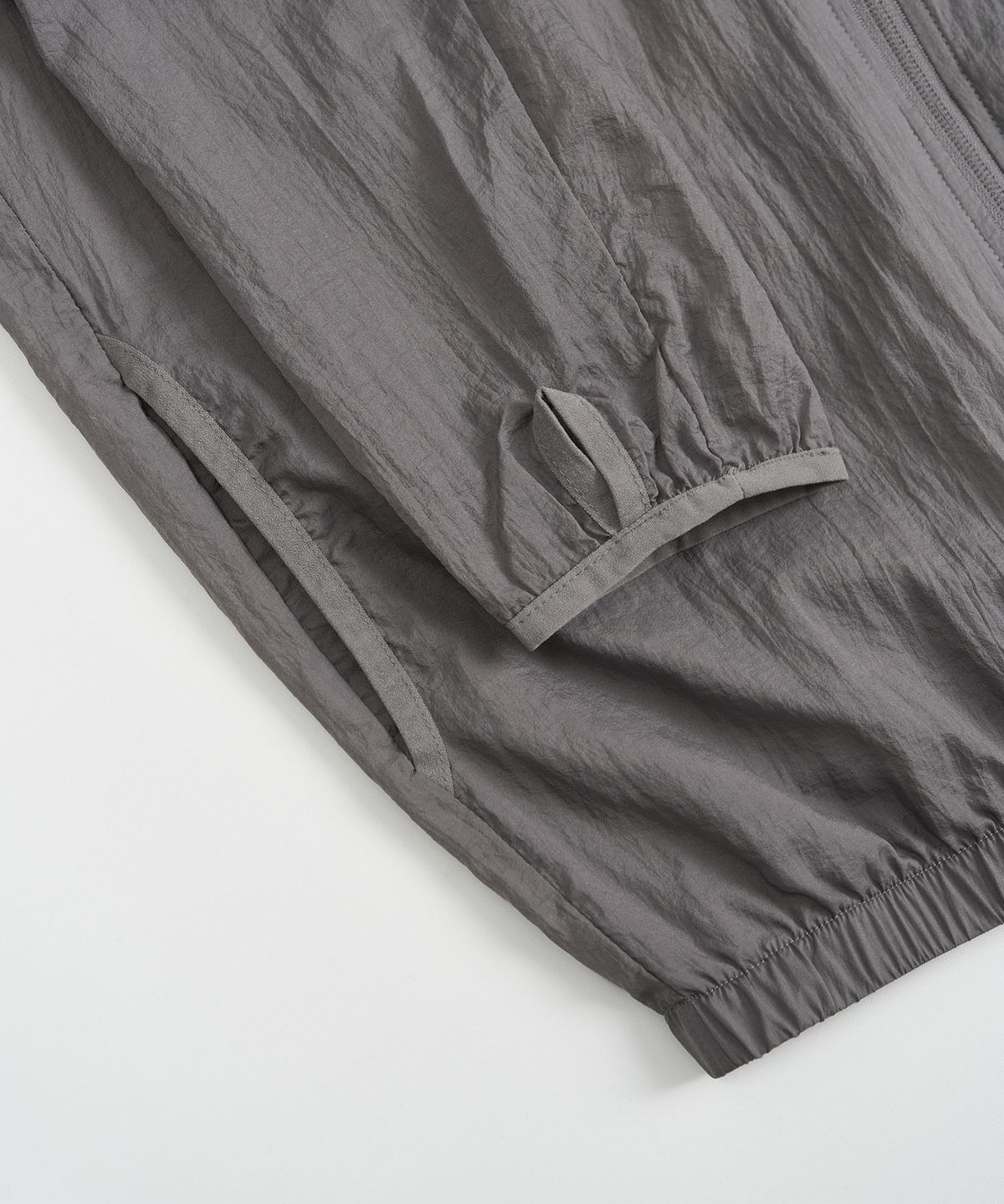 엑스컨테이너(EXCONTAINER) 라이트웨이트 시어 자켓 (GREY)