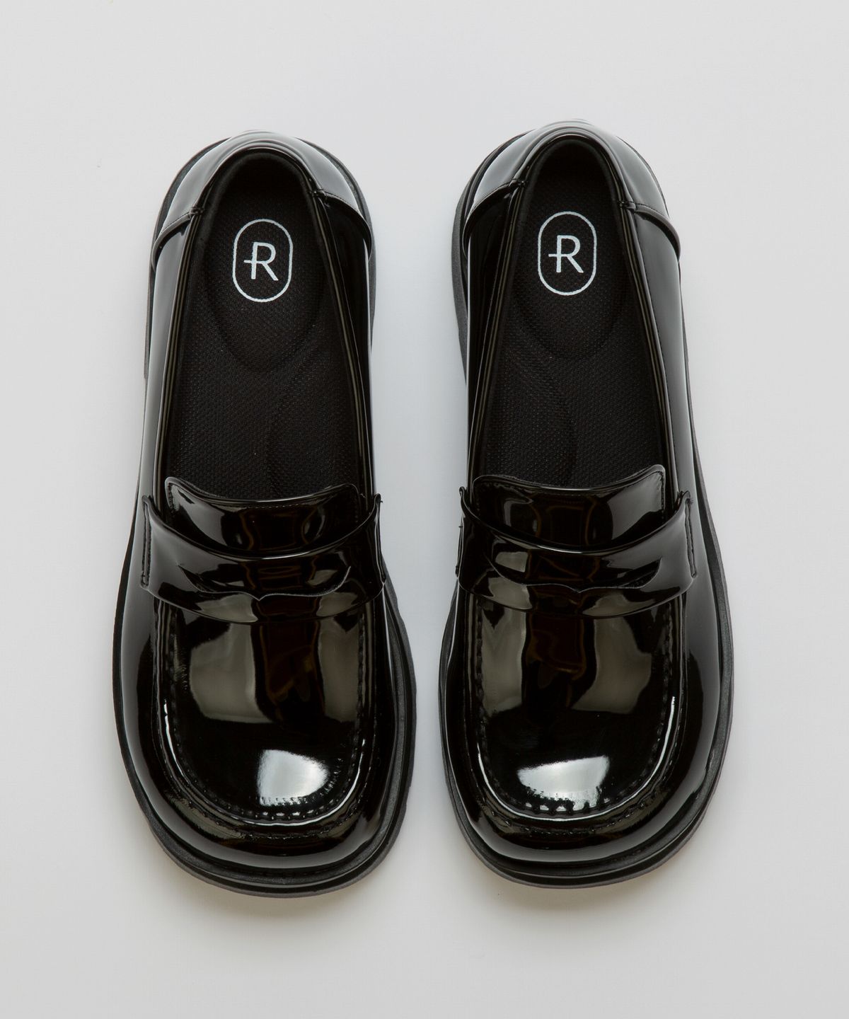 로제니크(ROSENICK) 데스티 몽글 플랫폼 페니로퍼 (5cm/3colors)