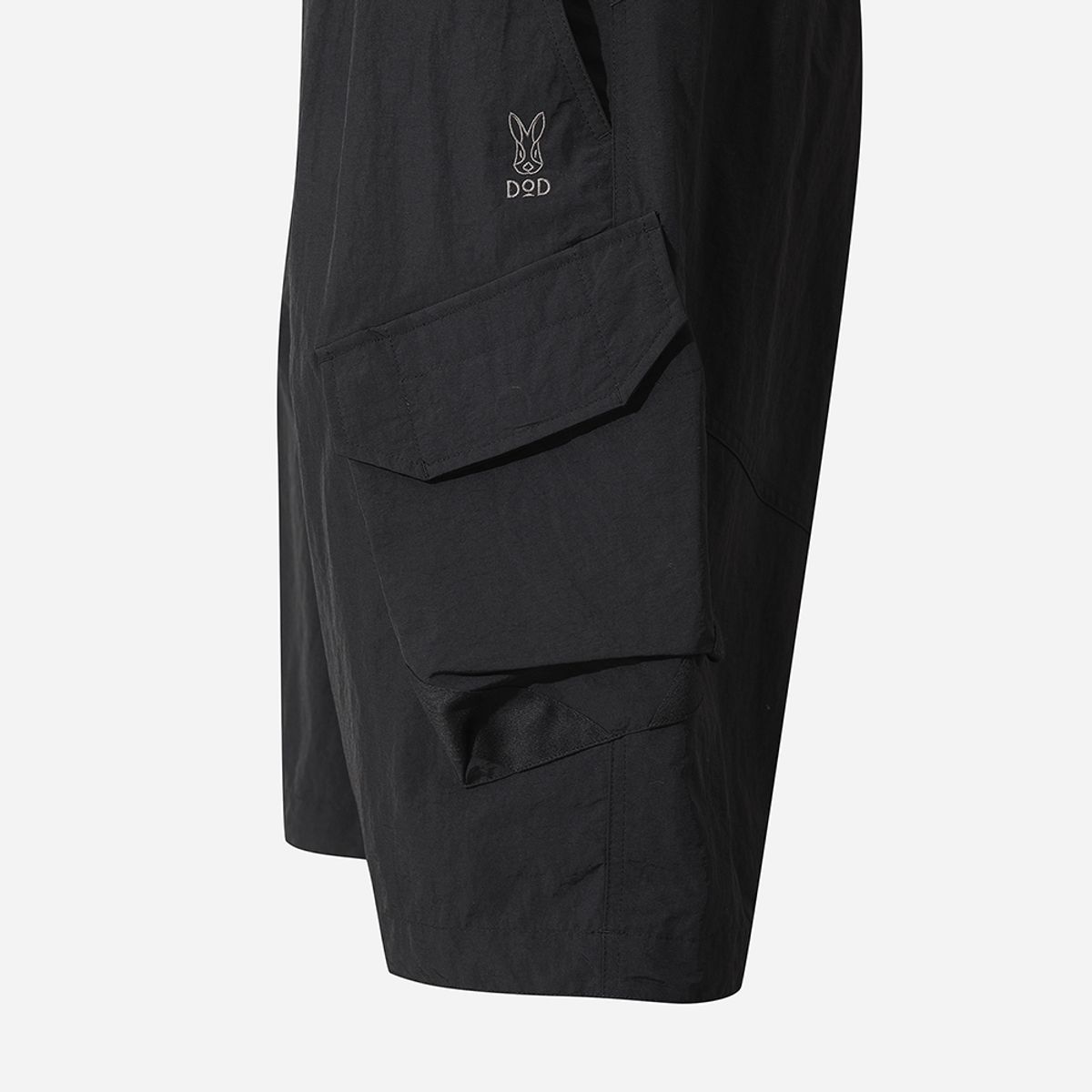 디오디(DOD) 포이포이 세미오버핏 아웃포켓 반바지(BLACK)