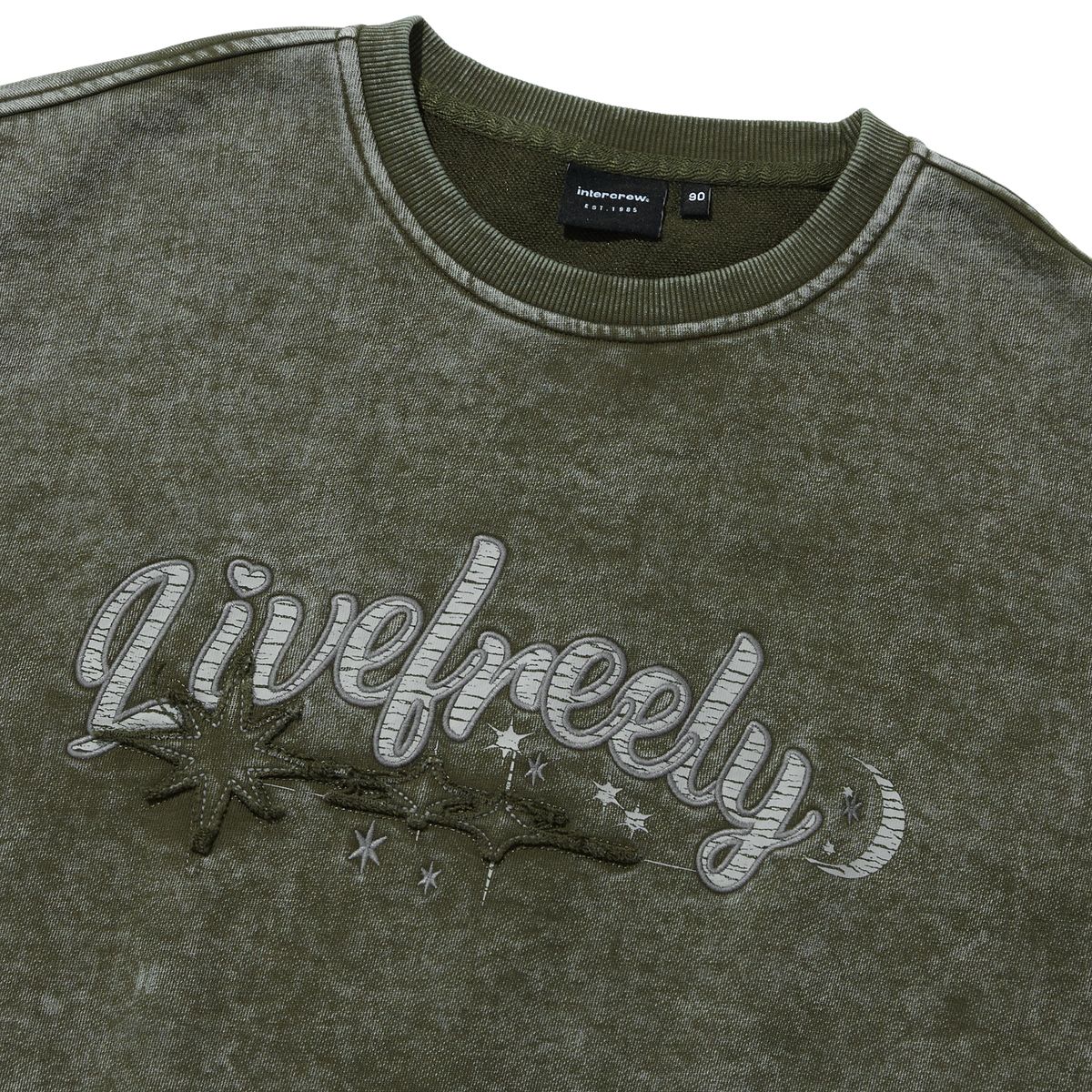 인터크루(INTERCREW) 우먼스 아플리케 솔트 워싱 맨투맨 D카키 ITA1TM51ADK