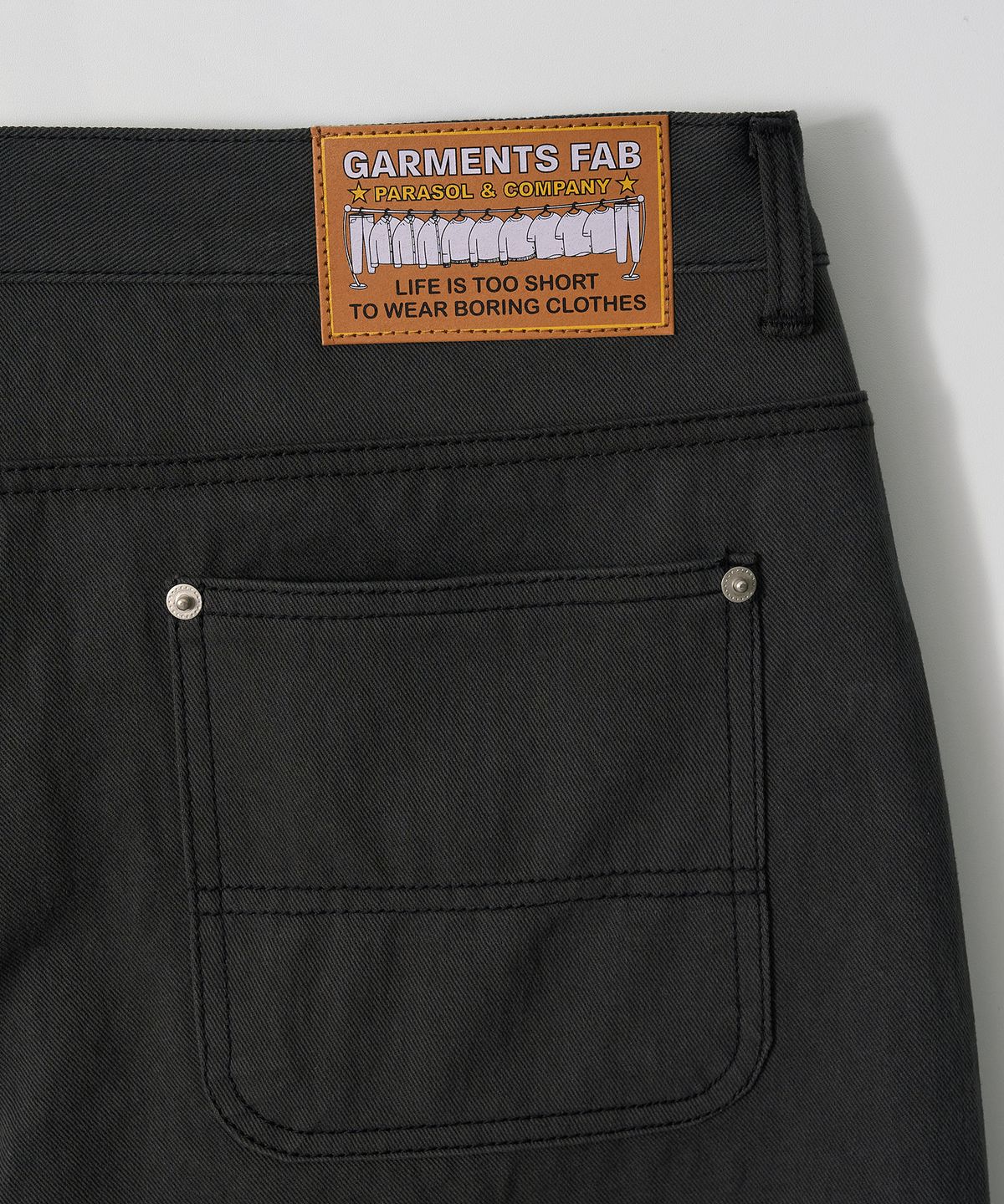 가먼츠팹(GARMENTS FAB) Star Studs Carpenter Pants (CHARCOAL)
