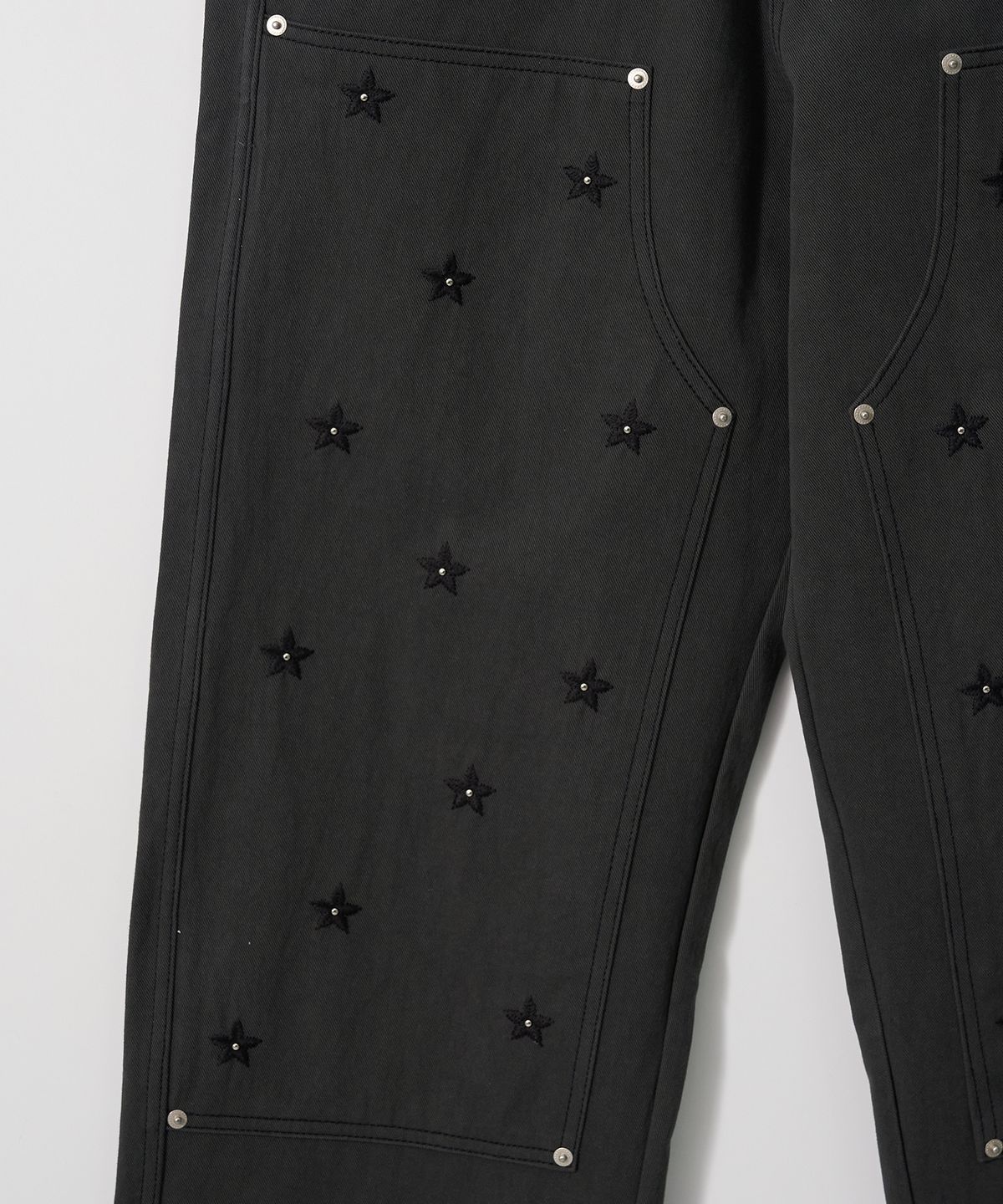 가먼츠팹(GARMENTS FAB) Star Studs Carpenter Pants (CHARCOAL)