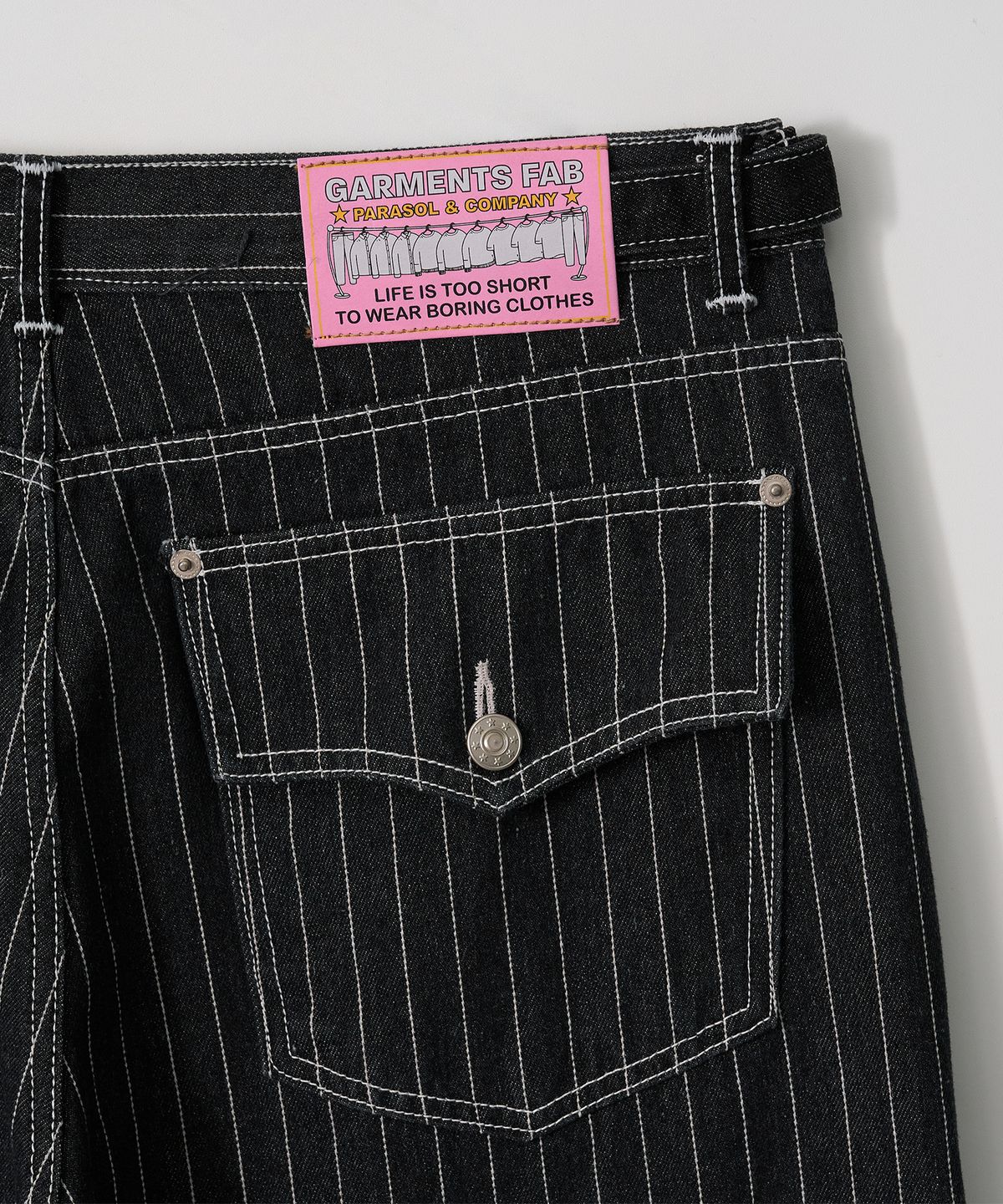 가먼츠팹(GARMENTS FAB) Pin Stripe Denim Pants (BLACK)
