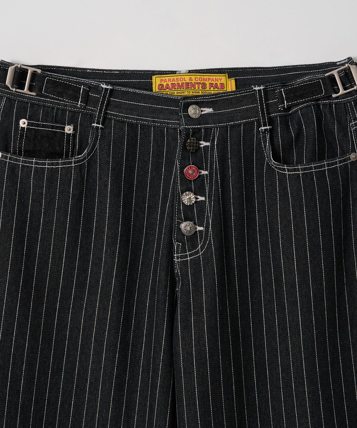 가먼츠팹(GARMENTS FAB) Pin Stripe Denim Pants (BLACK)