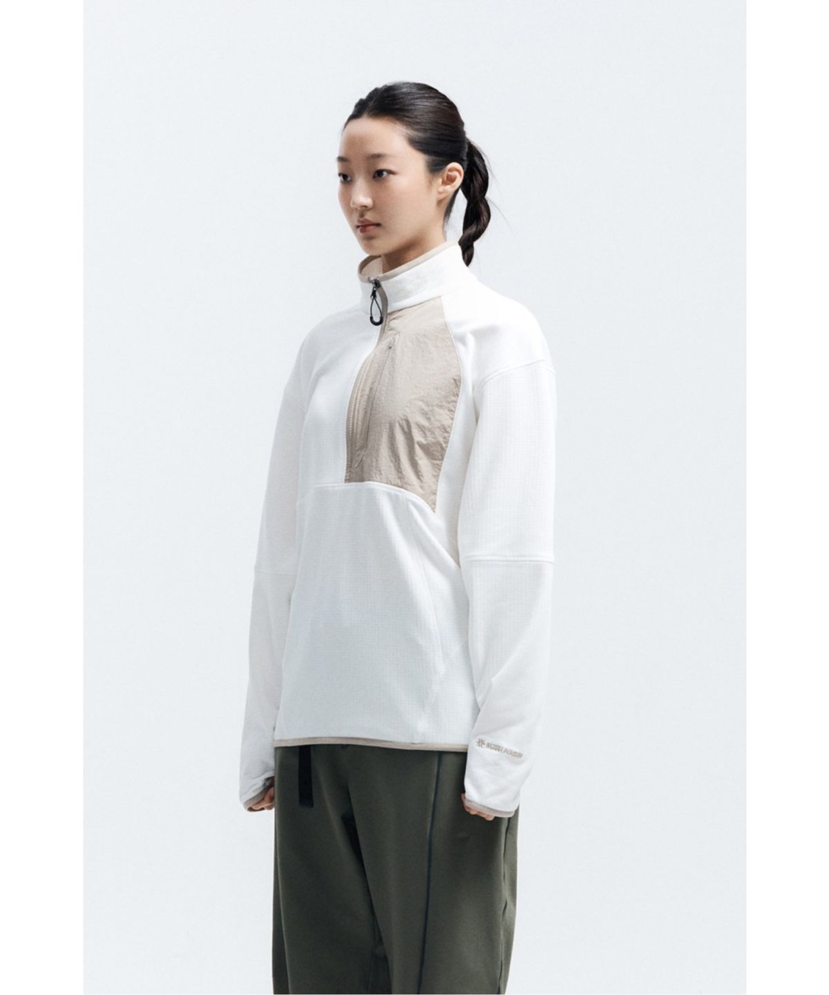 코오롱스포츠(KOLON SPORT) WM 익스퍼트 집 티셔츠 8UTBX26101IVO