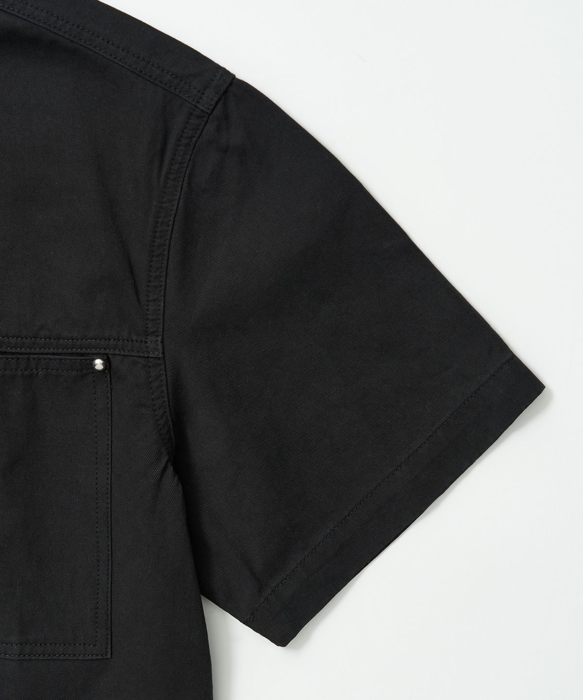 엑스컨테이너(EXCONTAINER) 유틸리티 하프 셔츠 자켓 (BLACK)
