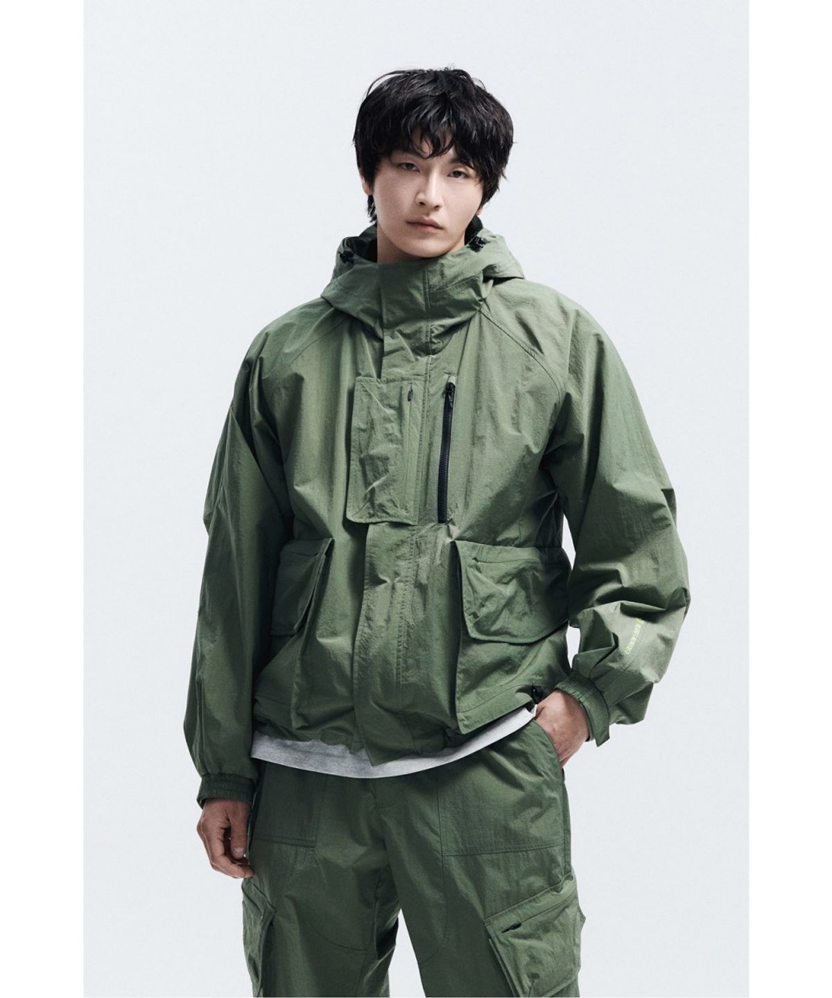코오롱스포츠(KOLON SPORT) WM 남녀공용 립스탑 피싱 유틸리티 재킷 8UJJS26105KHA