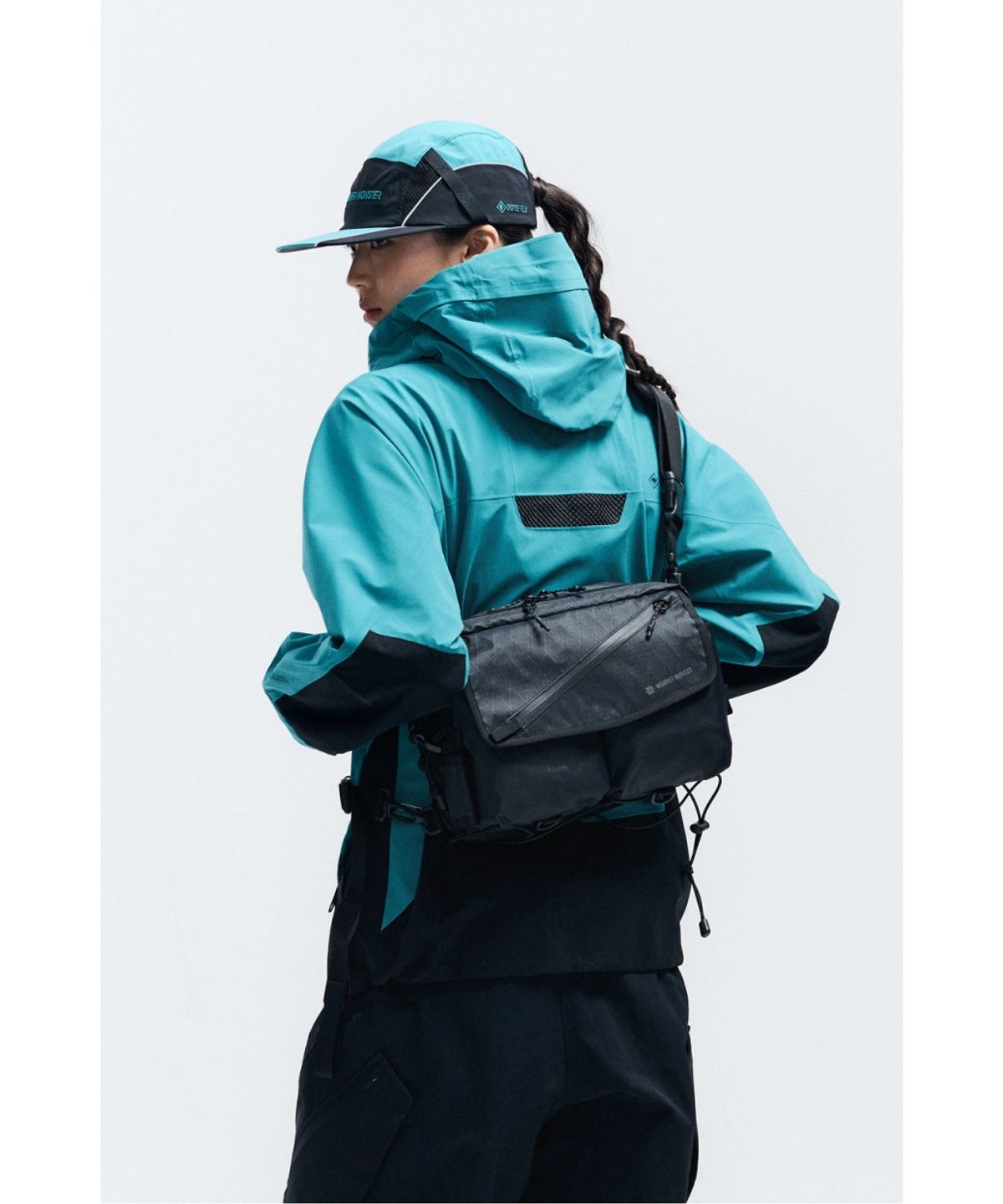 코오롱스포츠(KOLON SPORT) WM 익스퍼트 X-pac 크로스 백 8NBDX26101BLK