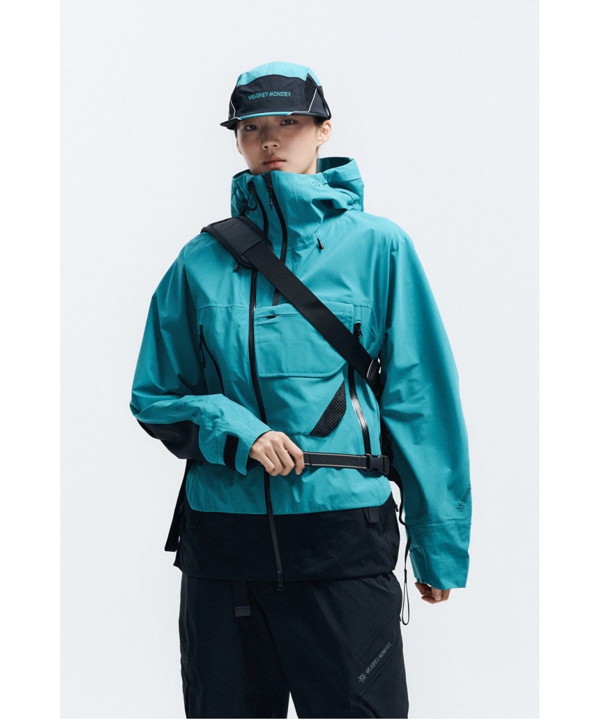 코오롱스포츠(KOLON SPORT) WM 익스퍼트 X-pac 크로스 백 8NBDX26101BLK