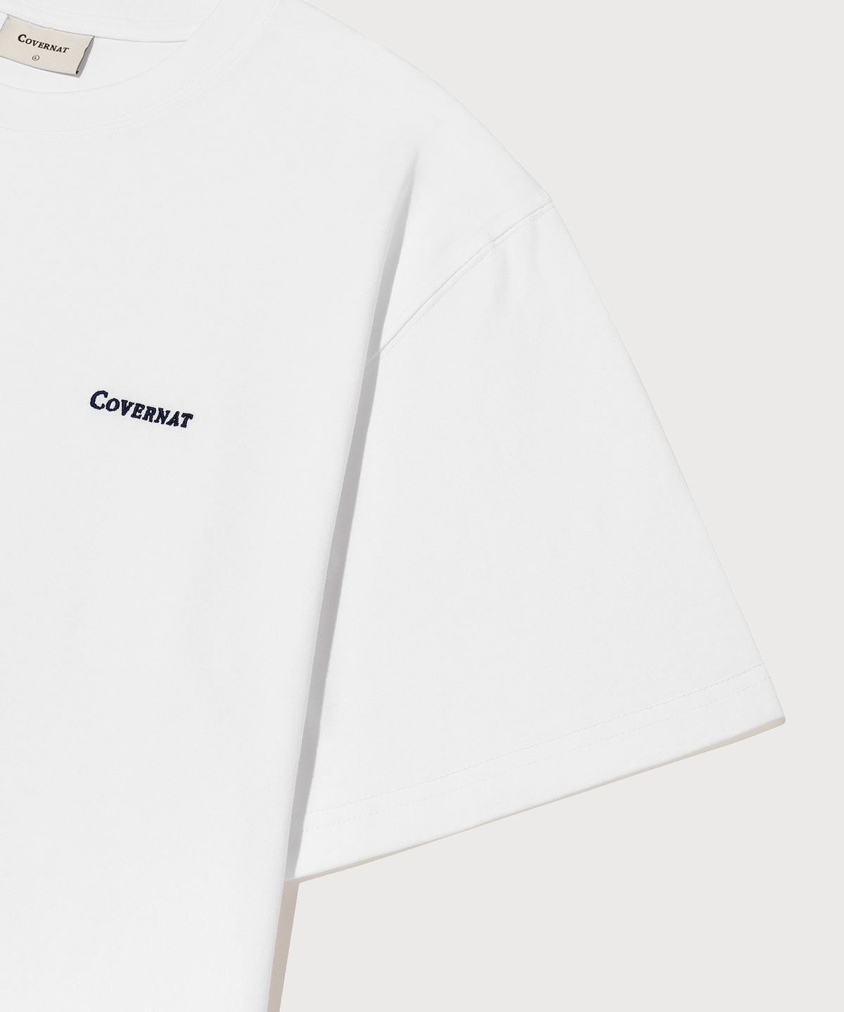 커버낫(COVERNAT) 스몰 로고 티셔츠 화이트