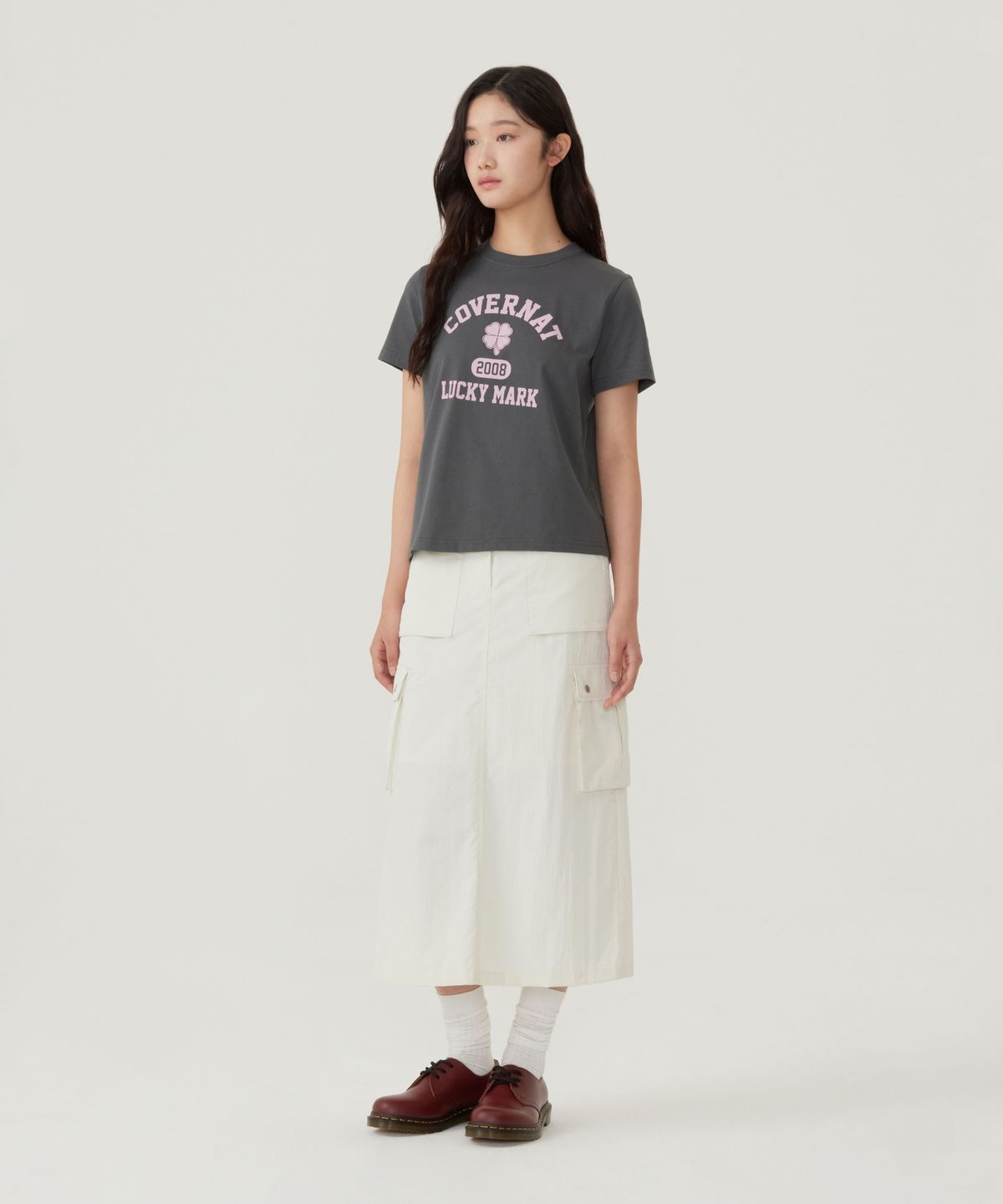 커버낫 우먼(COVERNAT WOMAN) 우먼 클로버 그래픽 티셔츠 블루