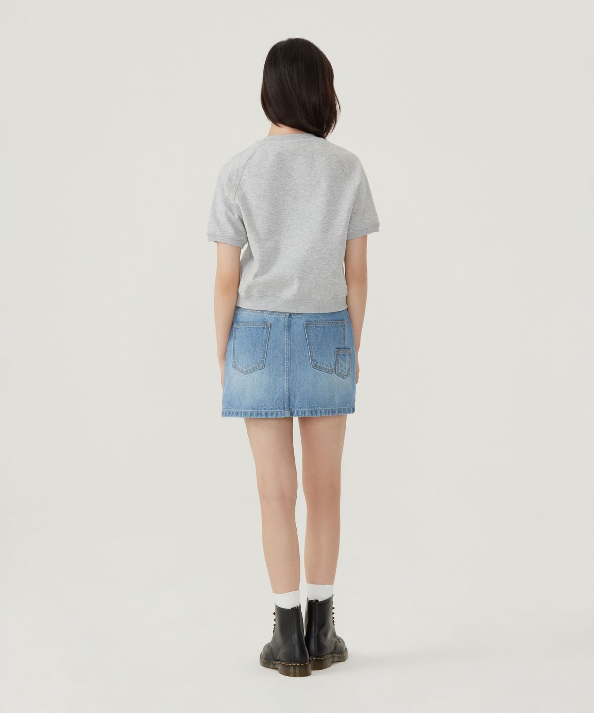 커버낫 우먼(COVERNAT WOMAN) 우먼 쿠퍼로고 하프 맨투맨 멜란지 그레이