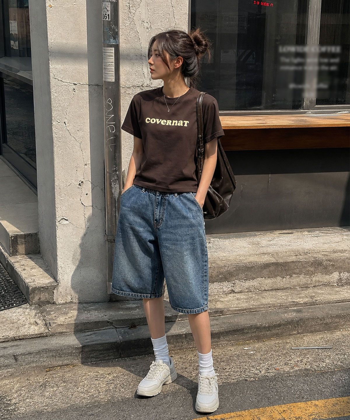 커버낫 우먼(COVERNAT WOMAN) 우먼 쿨코튼 쿠퍼로고 티셔츠 브라운