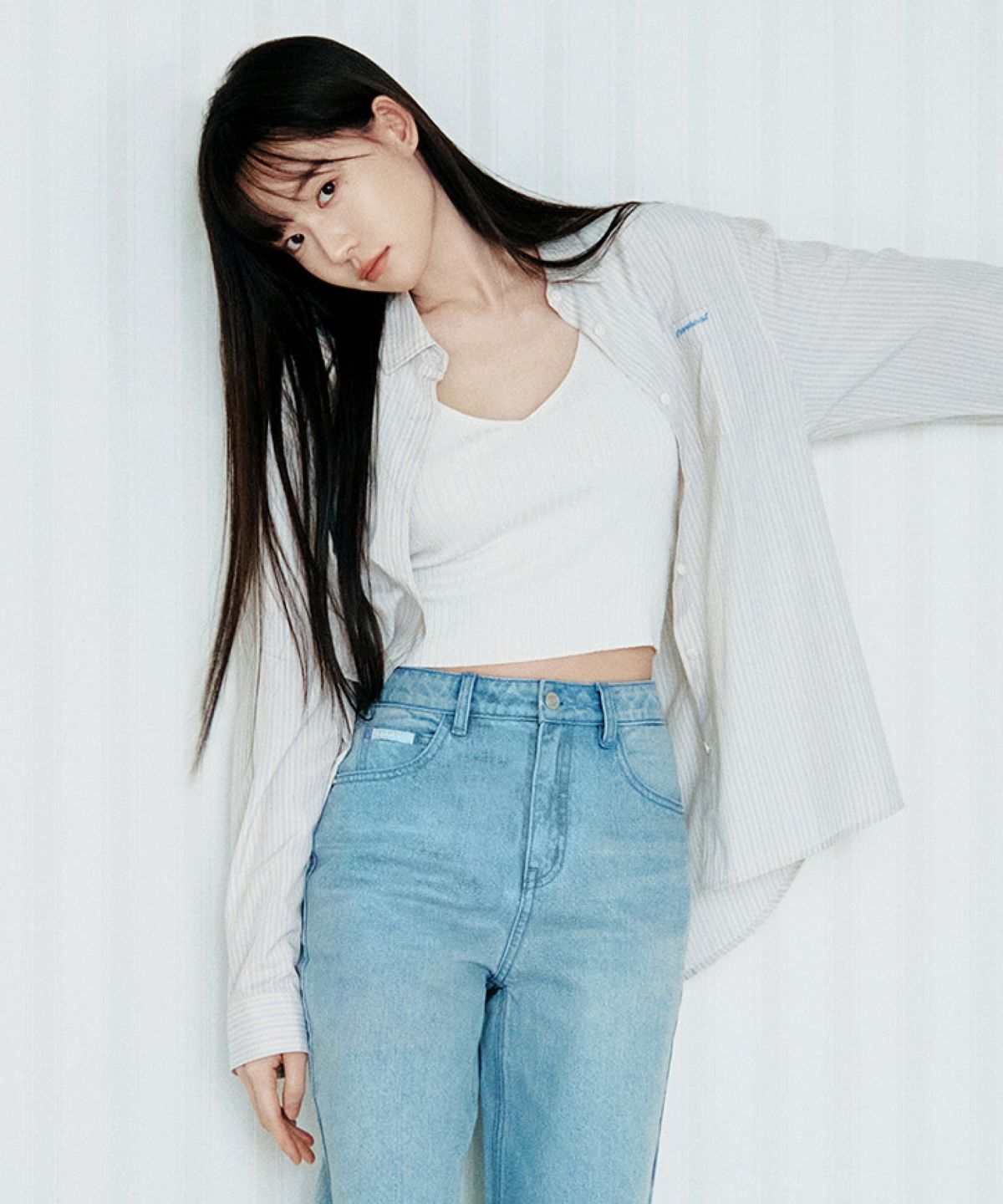 커버낫 우먼(COVERNAT WOMAN) 우먼 오버핏 스트라이프 셔츠 아이보리