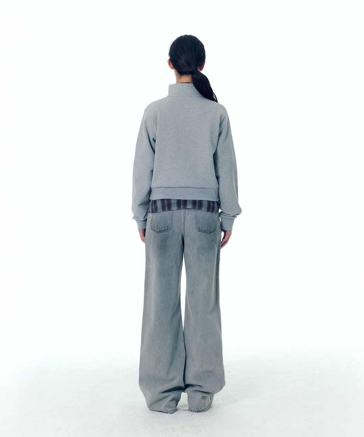 플랙 우먼(PLAC WOMEN) 로고 하프 집업 스웻셔츠 2colors